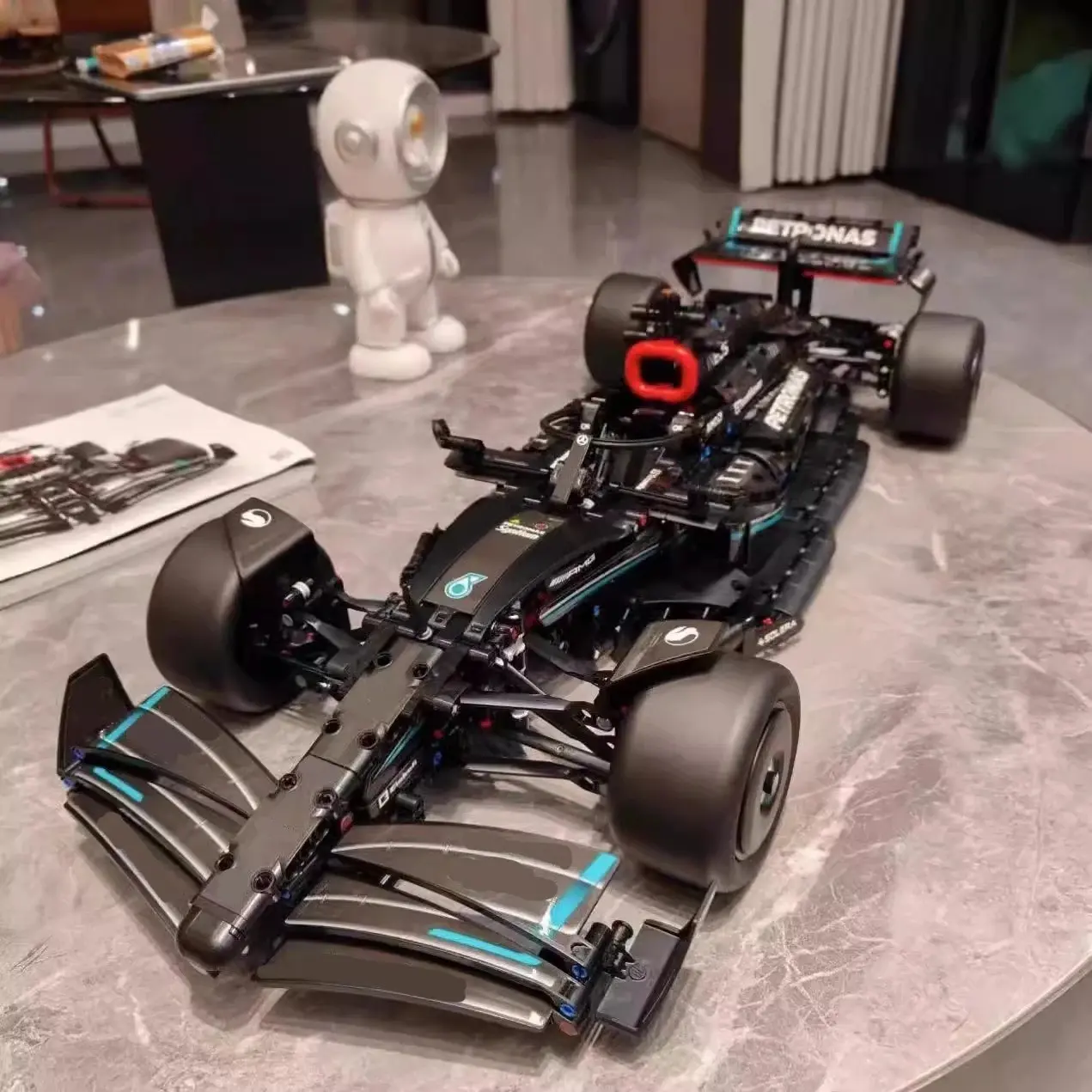 F1 Performance Speed Racing Block Model Car, 1:8 Scale DIY Toy, Boys' Sports Car Gift, New Product, 1642 Pieces