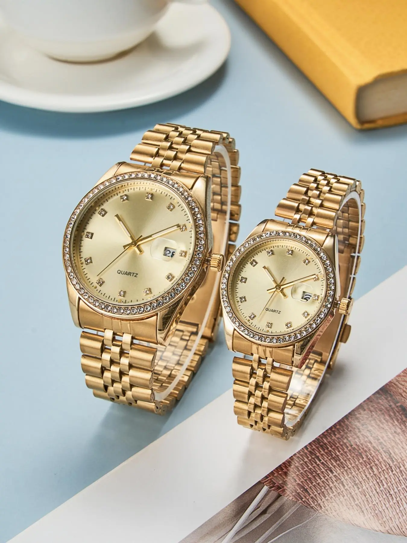 Luxurious Diamond Couple Watches, Fashionable Stylish Watch, Round Analog Quartz Watch Set, Alloy Case, Mineral Glass Dial, Perfect Gift, Analog Wristwatches
