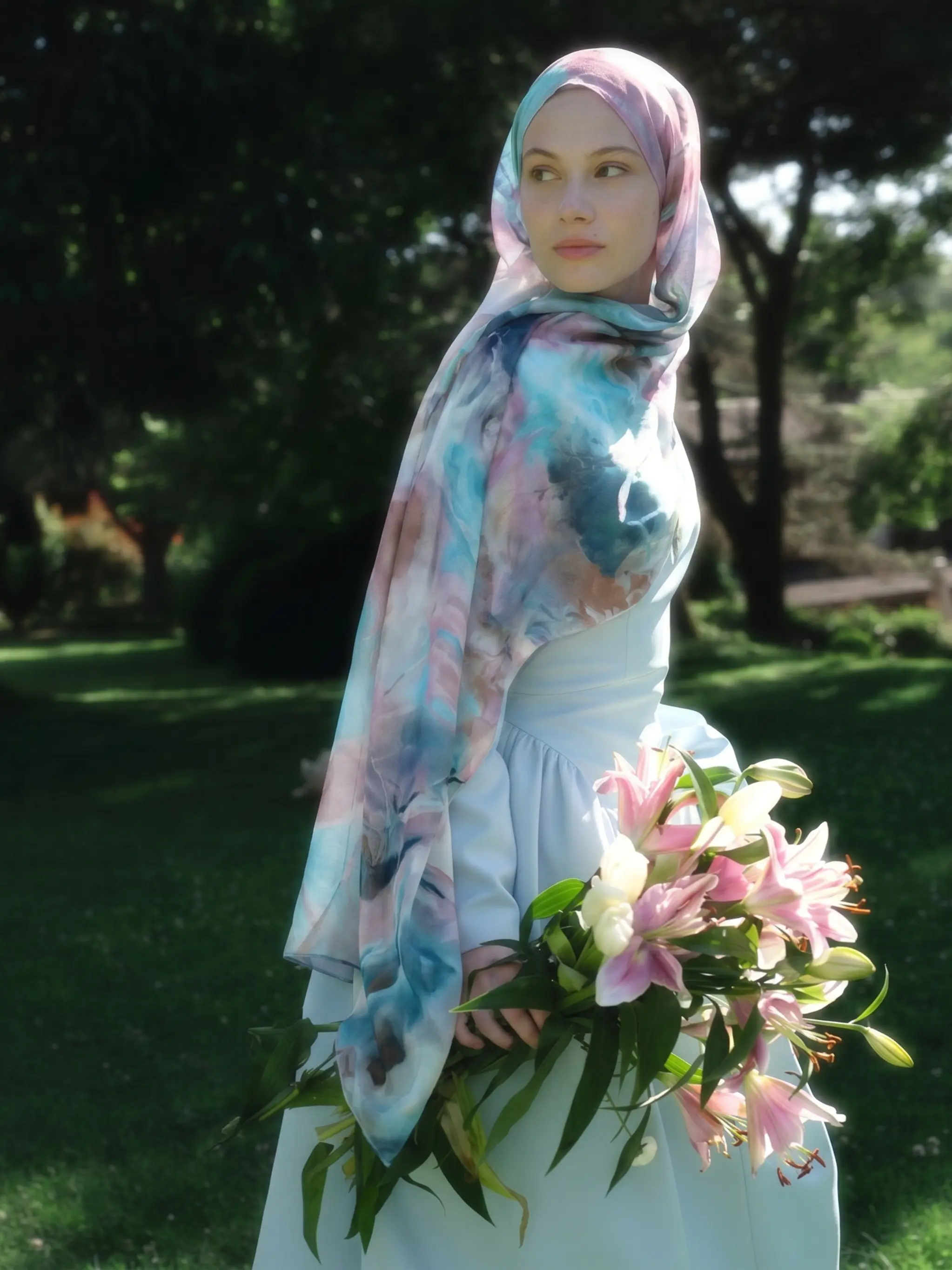 Watercolor Gradient Chiffon Muslim Long Headscarf, Lightweight Breathable Printed Hijab, Vacation Sun Protection Large Shawl, Soft Gradual Scarf, Muslim Headscarf Cover