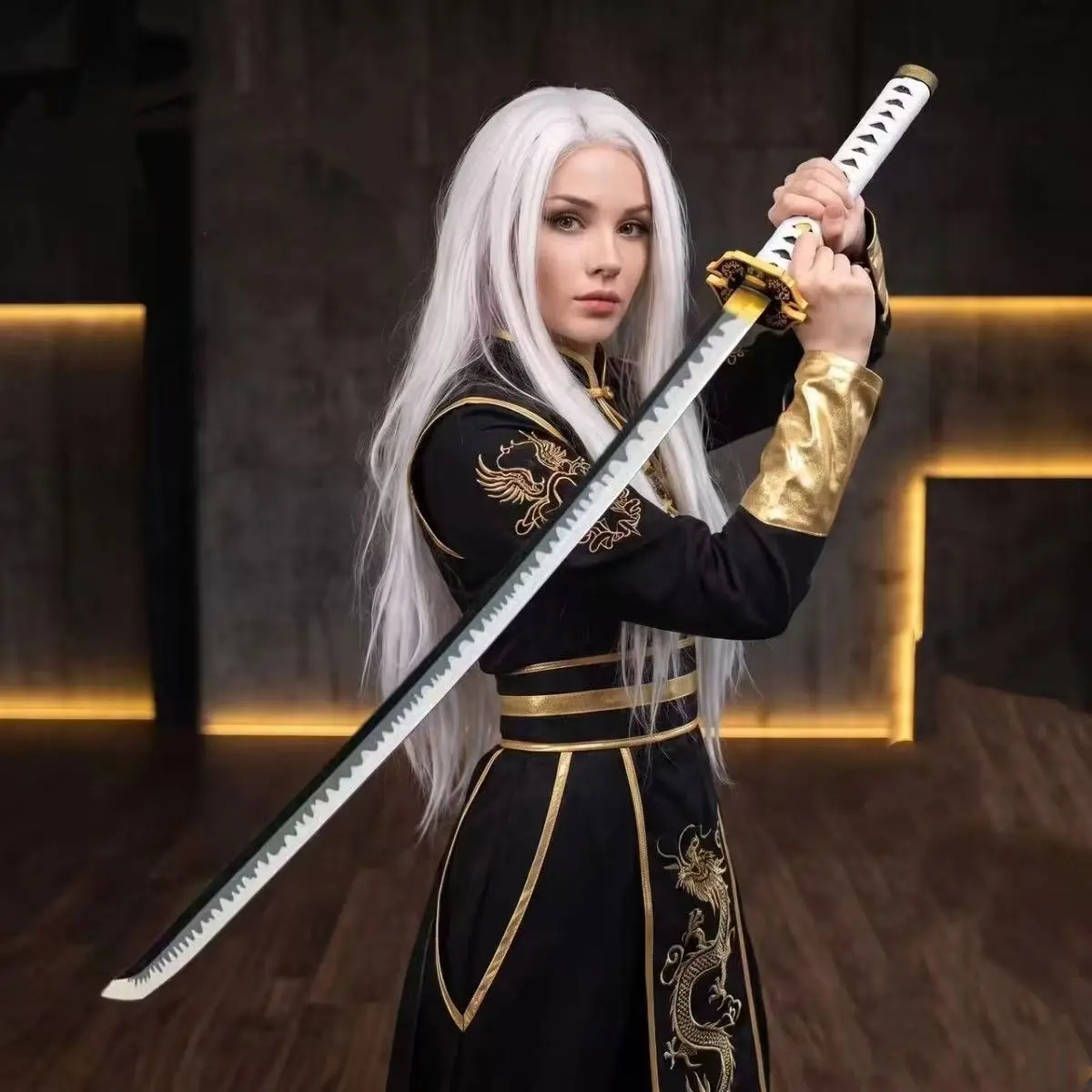 Unisex Wooden Katana Cosplay Prop Kit - 40.94in/104cm Blade, White Wrapped Handle, Golden Carved Guard, Fully Blunt, Desktop Collectible Display, Holiday Fan Gift