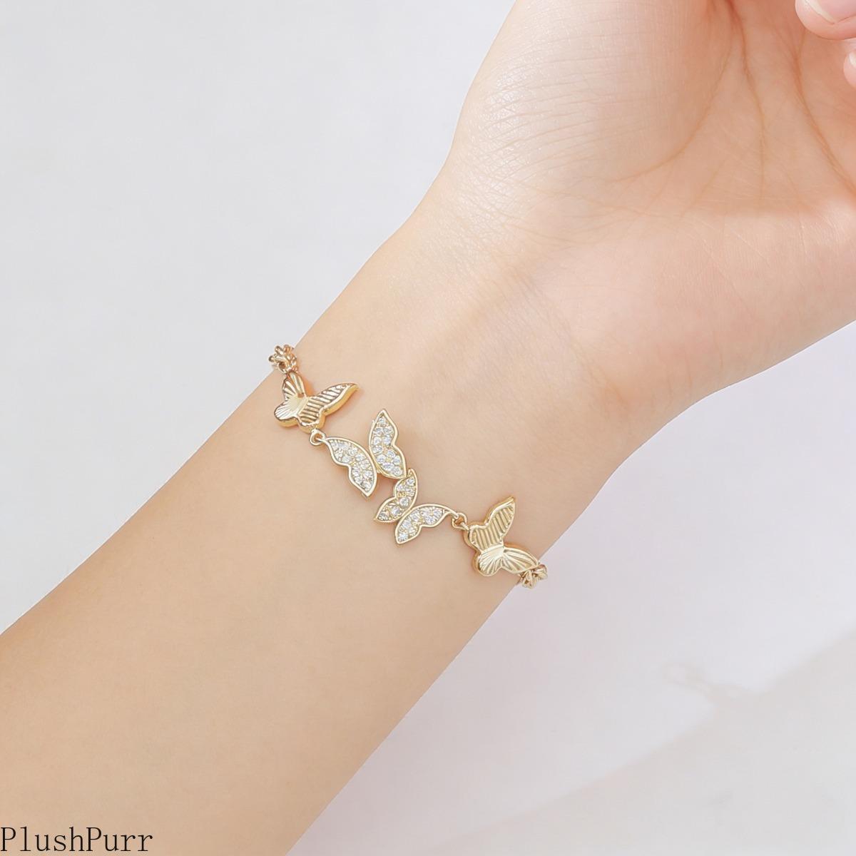 2026 Fashion Butterfly Bracelet—The Ultimate Gift for Your Best Friend. A true spring statement piece, featuring a captivating design that is effortlessly versatile—making it the perfect present for your dearest friends.
