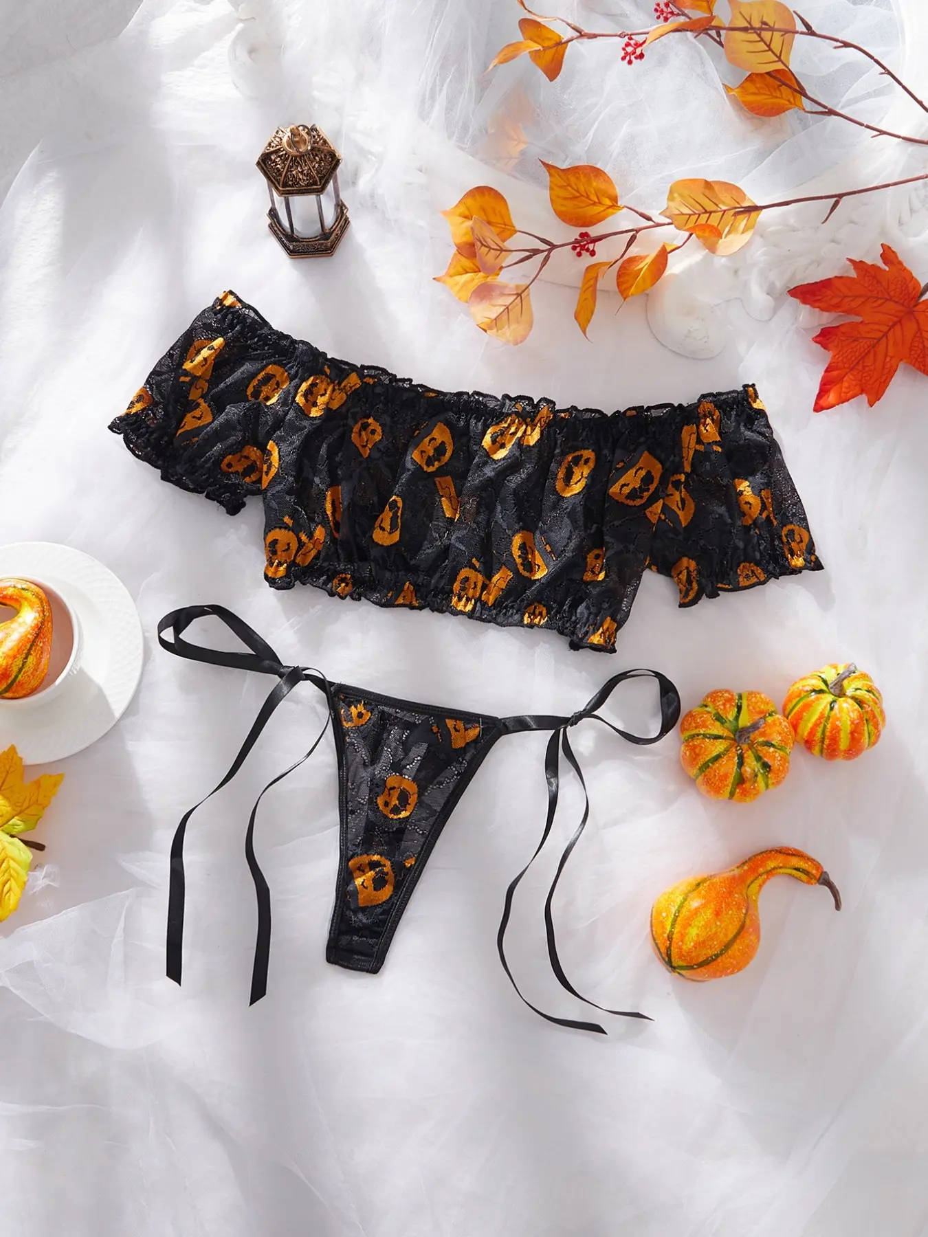 European Style Sexy Halloween Stretchy Lingerie Set, Pumpkin Print Off-Shoulder Top & Thong, Perfect for Parties, Festivals, and Gatherings