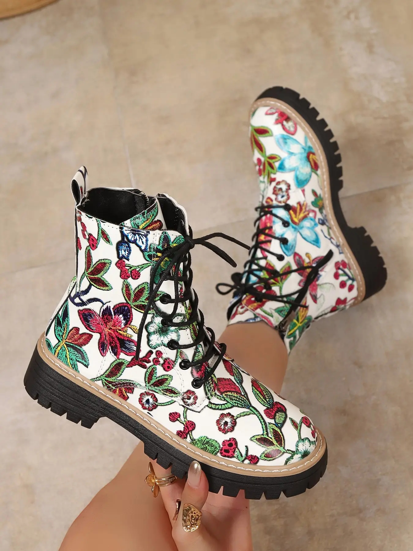 Cross-Border Fashion Floral Print Boots, Round Toe, Metal Eyelets, Hidden Side Zipper, Leather, Punk Style, Women's Shoes