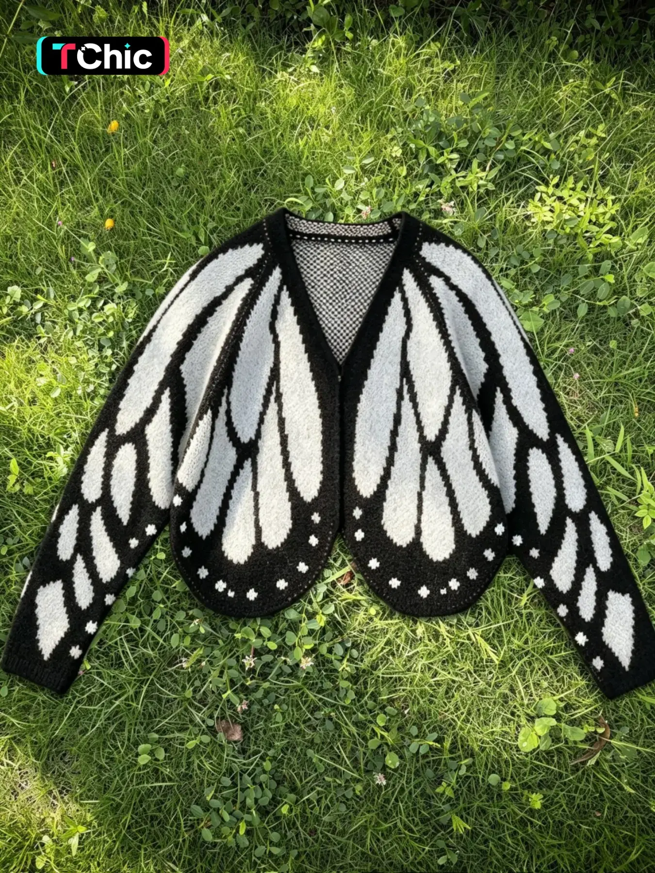 Women's Fall Winter Fashion Butterfly Knit Cardigan, V Neck Bat Sleeve No Button Design, Casual Loose Fit Sweater Coat for Travel Picnic