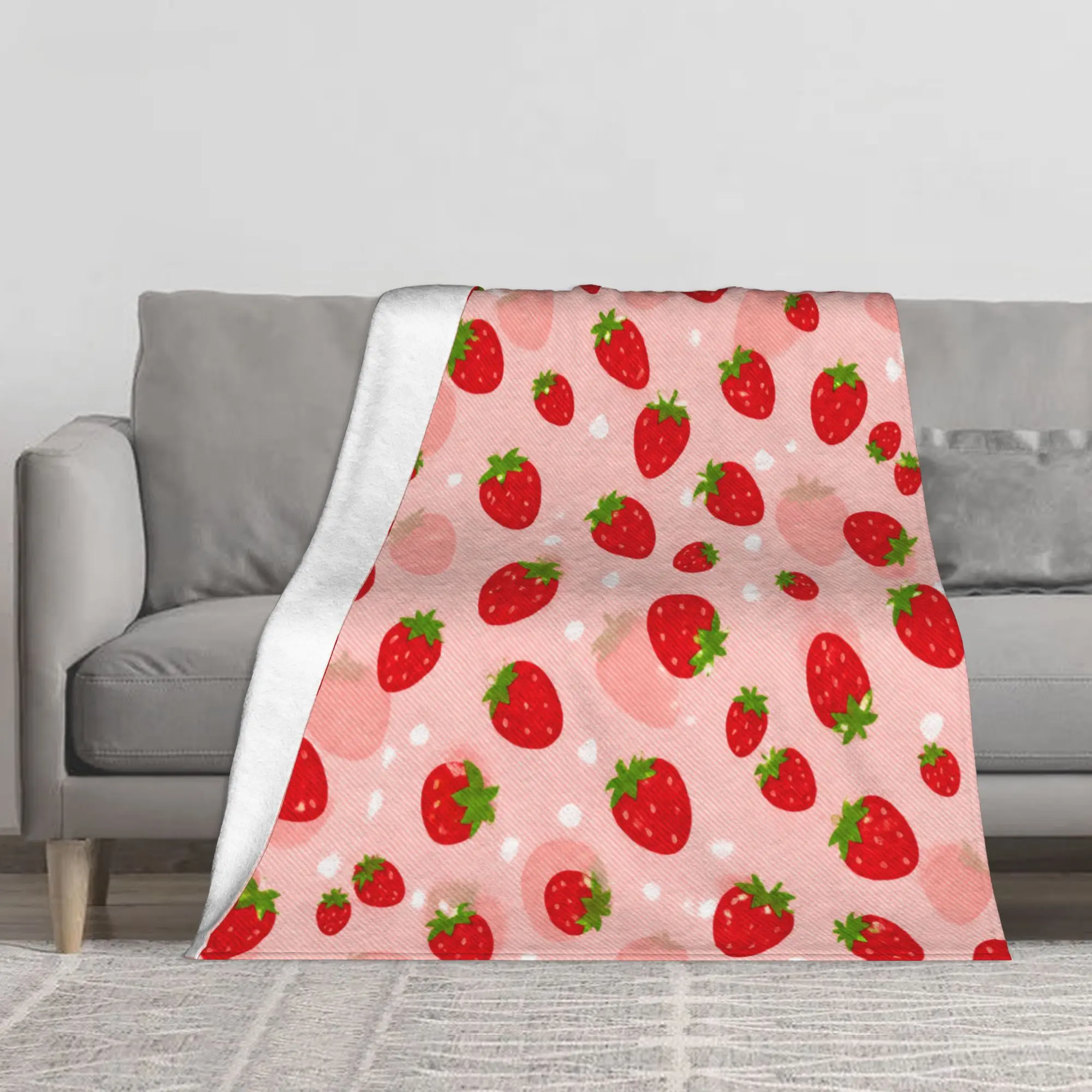 Cute Strawberry Flannel Blanket, 280GSM Ultra-Soft Plush Throw for Couch, Bed, Living Room, Pink Fruit Pattern Cozy Fleece Blanket for Kids and Adults, Lightweight Warm Bedding Decor,disposable,Portable