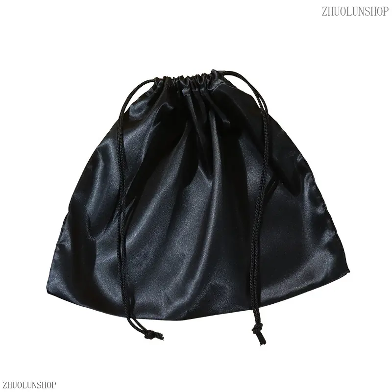Keep your belongings tidy and secure with this durable drawstring pouch.Its drawstring closure locks your items safely and allows instant access, ideal for travel and household storage.