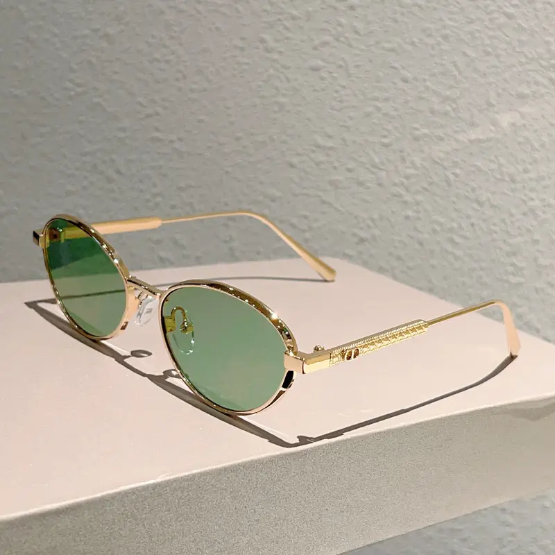 Unisex Classic Retro Oval Metal-Frame Sunglasses for Adults, UV Protection Eyewear, Sunglasses for Women, Travel Accessory for Street Shooting & Sunny Daily Use