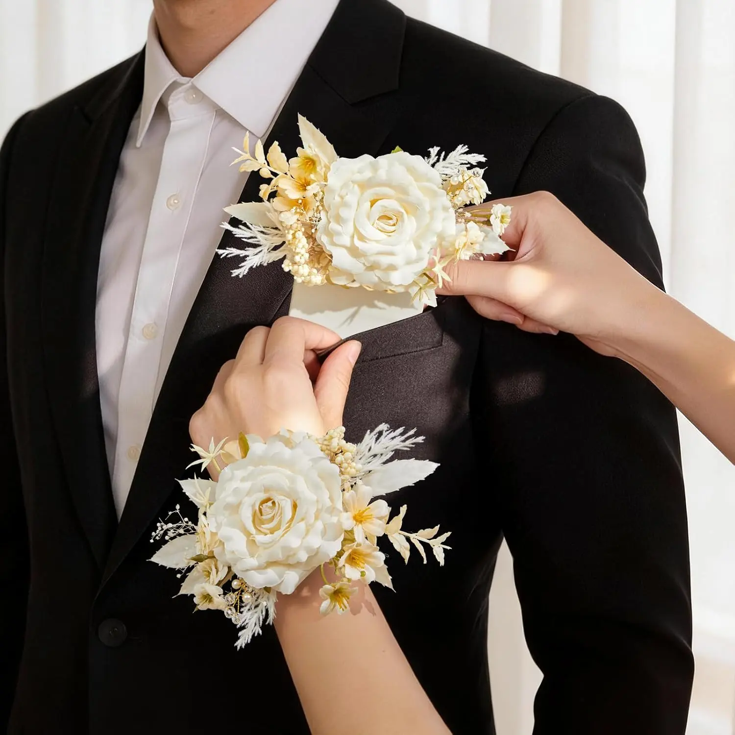 2Pcs Corsage and Boutonniere Set,Champagne Rose Corsage Wristlet and Pocket Boutonniere for Prom Wedding Homecoming Anniversary Graduation