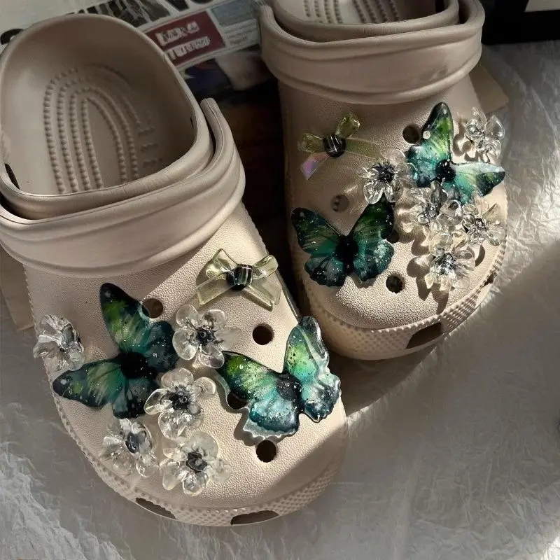 16pcs Sparkly Butterfly Flower Bling Shoe Charms, Plastic DIY Shoe Decor Accessories With Matching Chains, Lovely Party Favor Gifts For Girls & Women, Summer Wins Fun Foot Decor