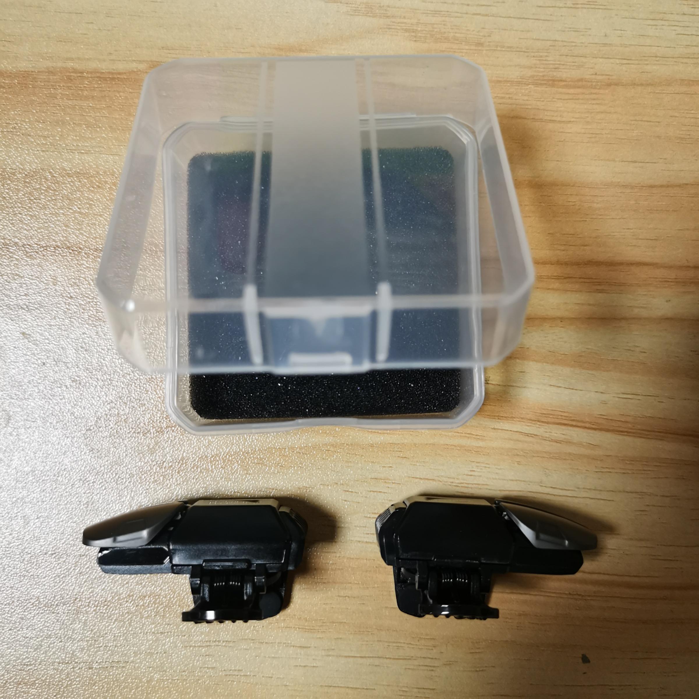 Mobile Trigger Pubg Cell Phone Control For Android IOS Gamepad Joystick Controller Game Pad Gaming Accessories Esports Controller Universal Joystick L1 R1 Cellphone