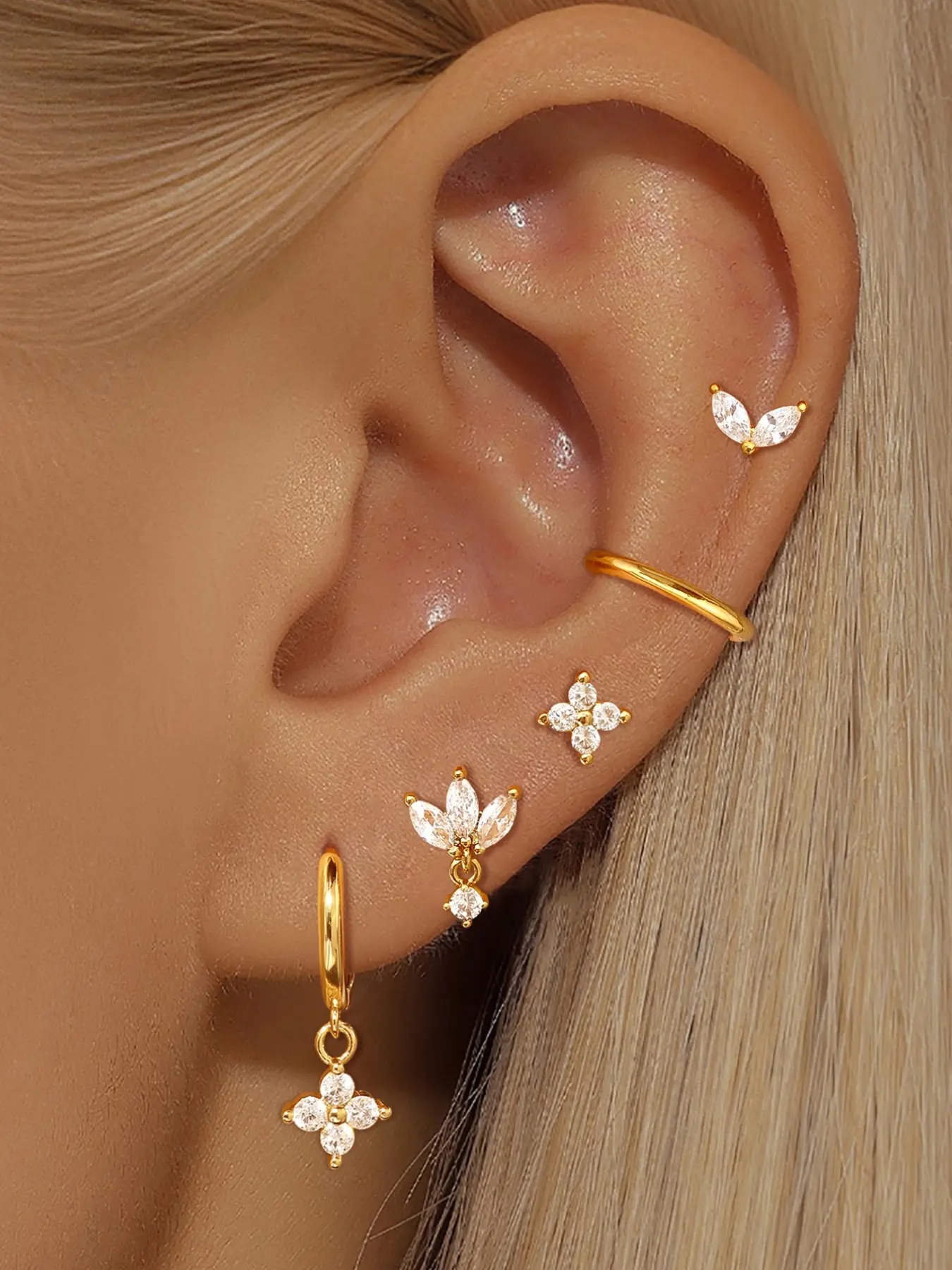 5Pcs Lovely 24K Gold Plated Cubic Zirconia Hoop Earrings Set For Women Zircon Flower Stud Earrings Pack Stackable Earrings Drop Dangle Earring Stacks