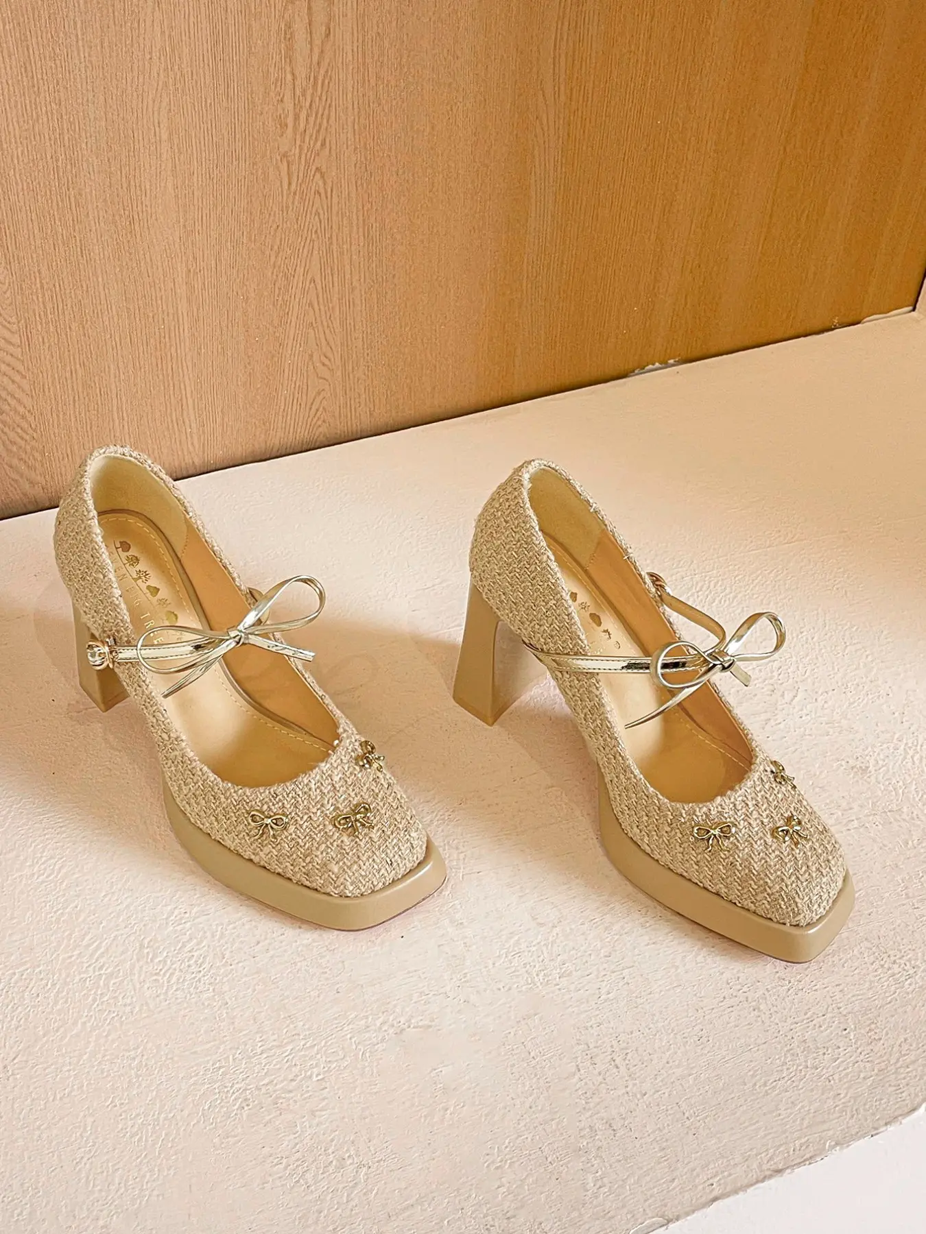 Vintage Plaid High Heels, Metal Bow Detail, Pointed Toe, Stiletto Heel, Comfortable Inner Lining, Perfect for Dates & Office Wear, Shoe High Heels