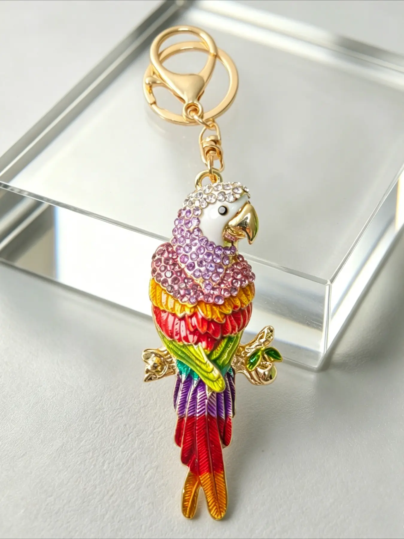 1PC Unique Key Ring Rhinestone Parrot Pendant Keychain Tropical Bird Bag Charm Casual Accessories Daily Use