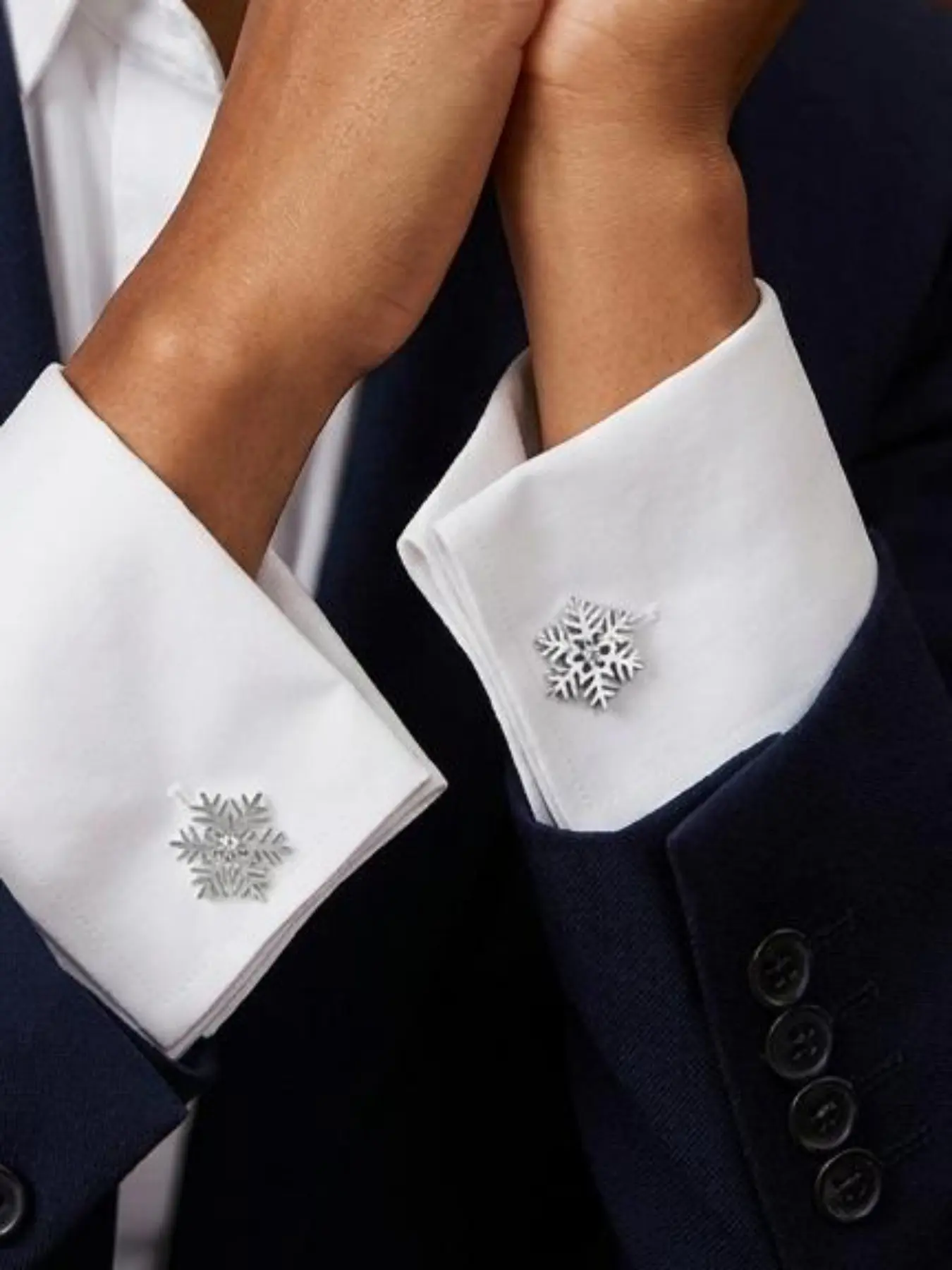 Elegant Silver Color Snowflake Cufflinks, Durable Business Accessory, Classic Design, Perfect Gift for Men and Women, Christmas Present