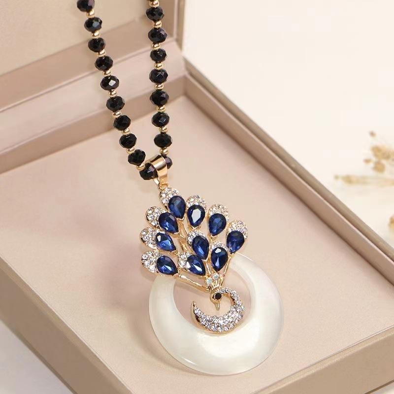 Versatile Cubic Zirconia Sweater Chain Long Fashion Pendant Necklace Accessory Simple Cat's Eye Stone Peacock Pendant