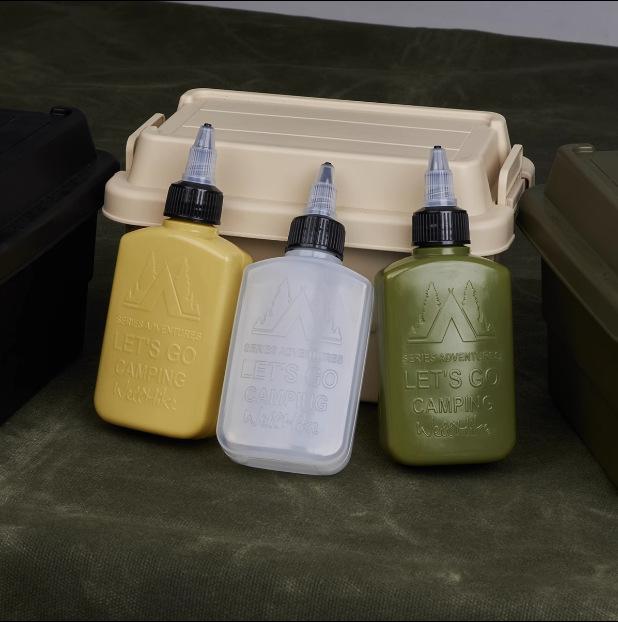 Outdoor camping picnic barbecue portable sub-packaging small oil bottle pot vinegar bottle soy sauce bottle pressing seasoning leak-proof sealing