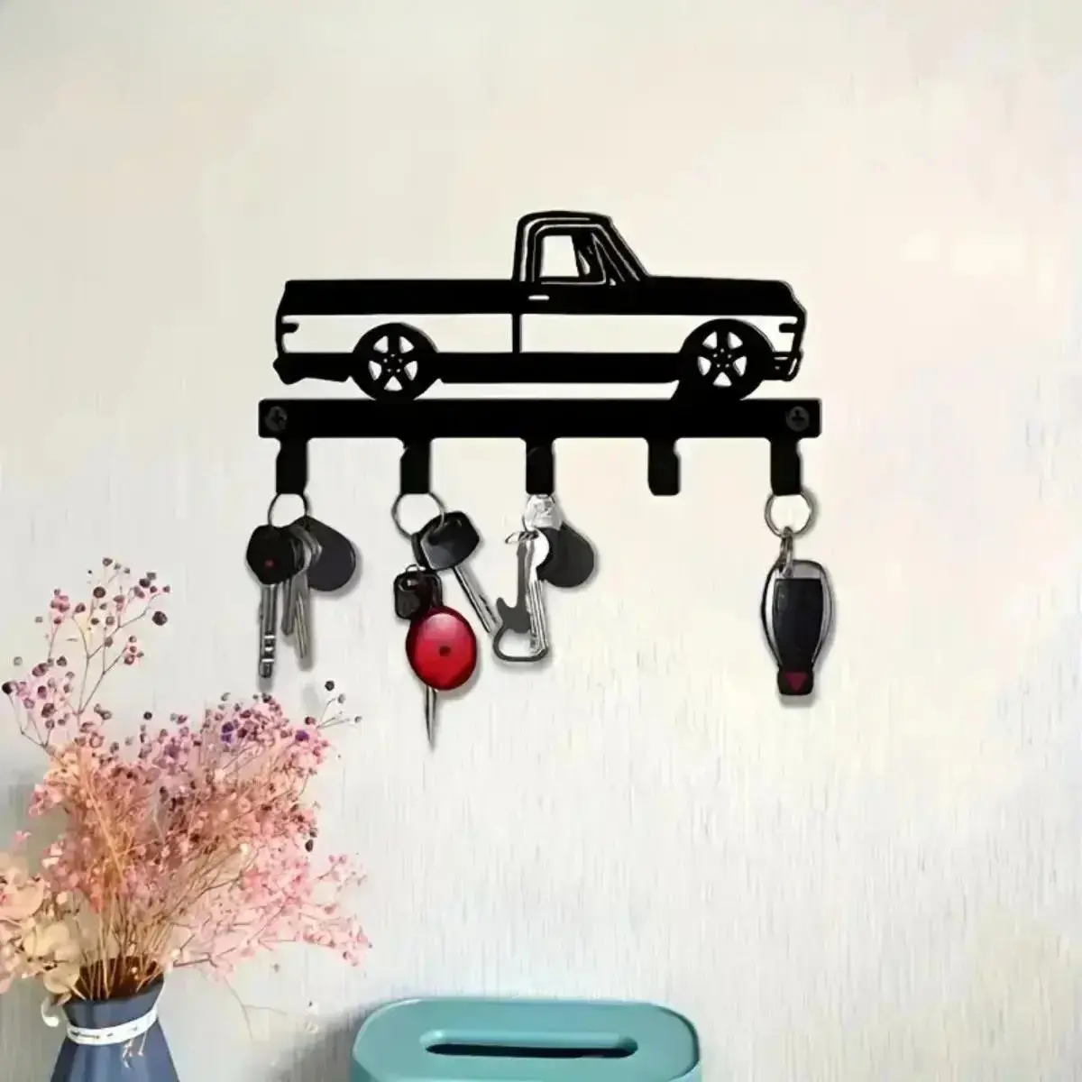 Rustic Cast Iron Truck-Shaped Key Holder - Wall-Mounted Hook Rack, Farmhouse Entryway Storage Organizer Decor, Industrial Bag Accessory Charm