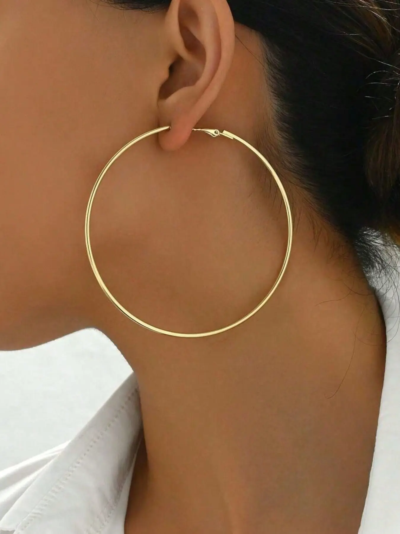 1Pair Gold Hoop Earrings for Women - Minimalist Big Hoop Infinity Earrings, Lightweight Hoops Earrings, Bohemian Earrings, Everyday Elegant Jewelry, Suitable For Daily Wear By Women