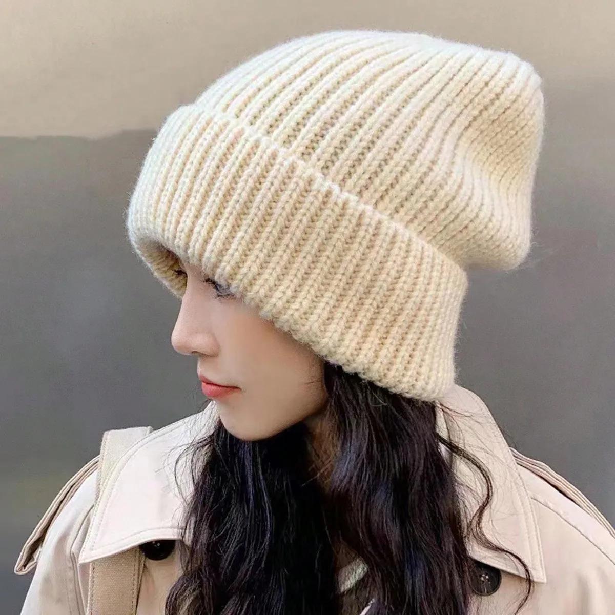 Women Style Solid Color Thick Knit Pile Hat, Knitted Hat for Fall and Winter, Warm and Ear Protection, Loose and Casual Cold Hat