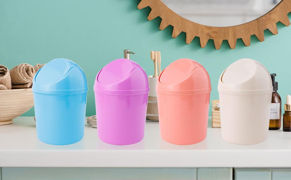 Tired of messy tiny litter on your desk?Grab this 2-piece mini plastic trash can set now!Equipped with practical swing lids and 120 free trash bags, portable small desktop waste bins in blue & purple, suitable for family bedroom