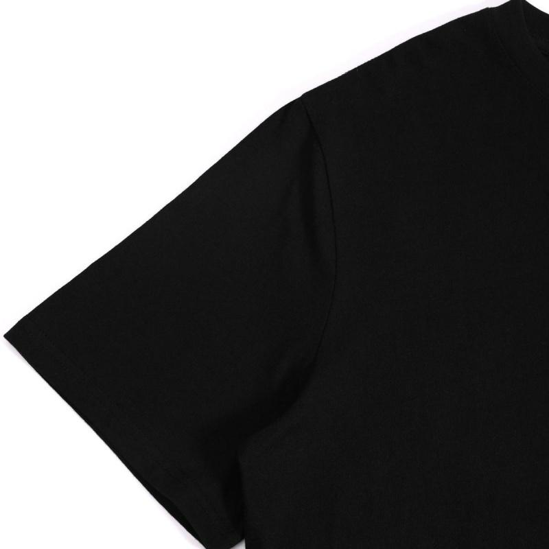 Ryuk Death Note Graphic Tee – Moon Light Vintage Anime Shirt, Unisex Manga Top, Trendy Streetwear Menswear & Womenswear for Casual, Party, Convention, and Anime Fans