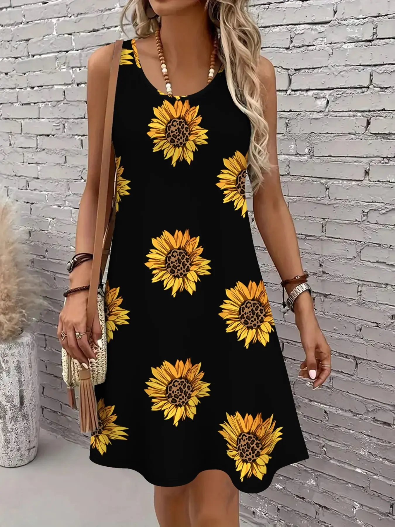 Women's casual sleeveless vest dress with a stylish Floral daisy and sunflower print, perfect for summer outings, beach vacations, or lounging at home. Comfortable, breathable and lightweight for women's summer wear.