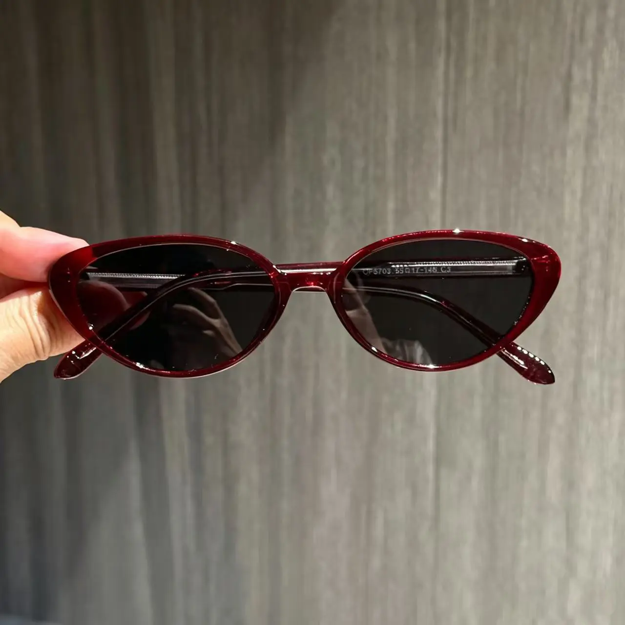 Vintage Gem Red Polarized Lens Cat Eye Sunglasses - Skin-Flattering UV Protection Fashion Eyewear for Sports & Outdoor Activities