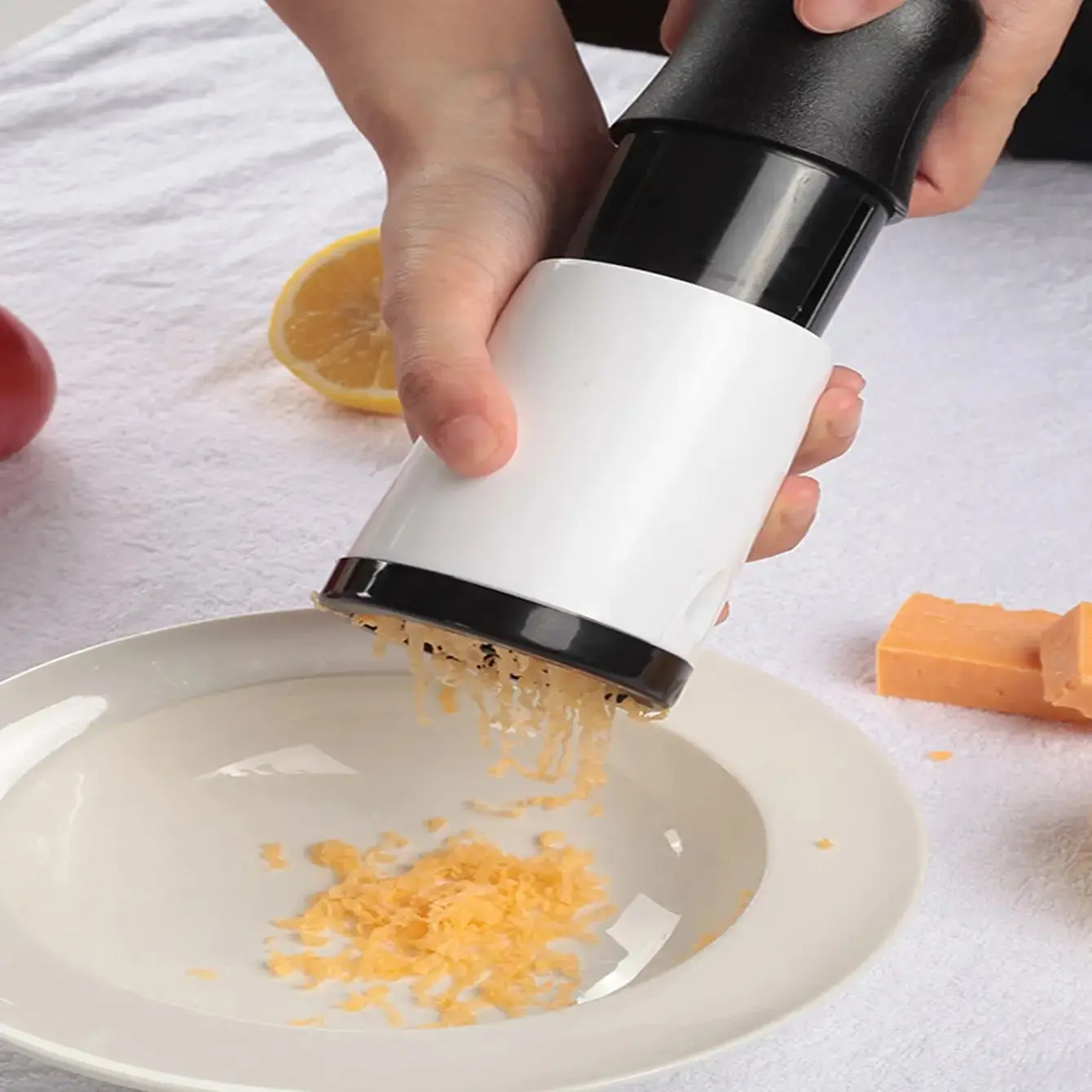 Stainless Steel Cheese Grater, 1 Count Multifunctional Cheese Grinder with 2 Counts Different Graters, Cheese Shredder, Kitchen Baking Tool