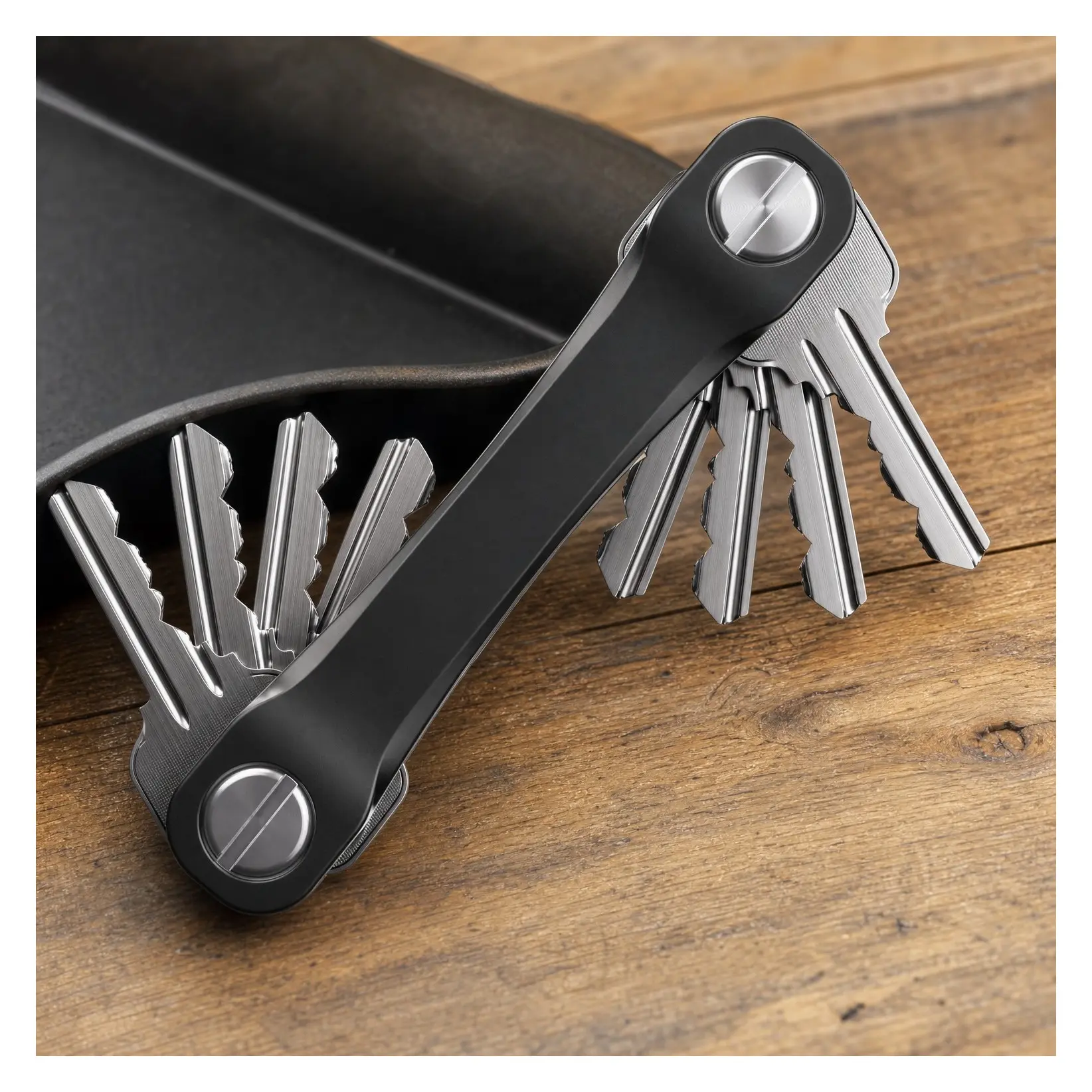 Flex Compact Key Holder for Keychain - Minimalist Clutter-Free Key Organizer, Holds Up to 8 KeysGift