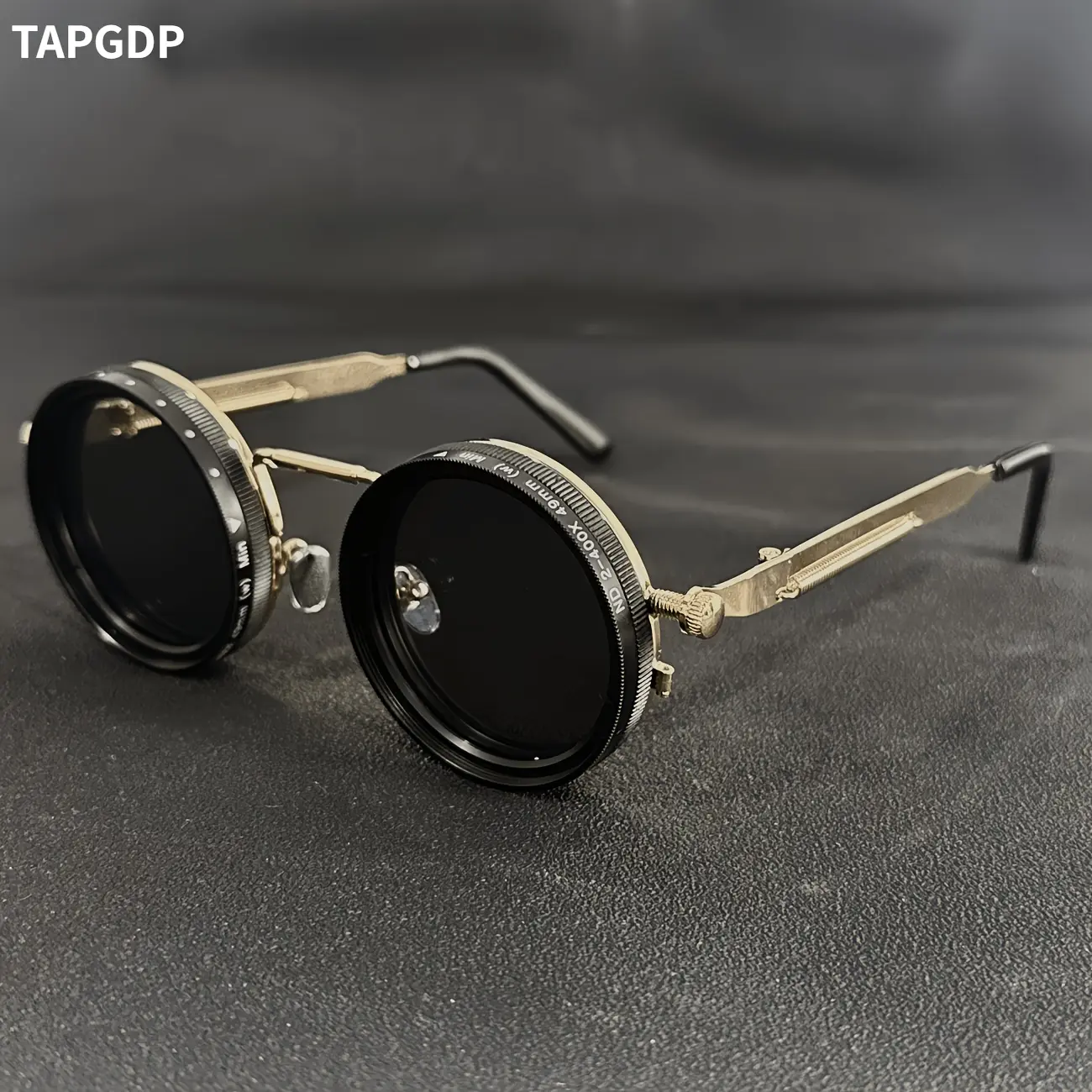 Men's Steampunk Glasses, Vintage Alloy Frame Sunglasses with Interchangeable Gradient Lenses and Brightness Control for Parties & Casual Wear, Graduated