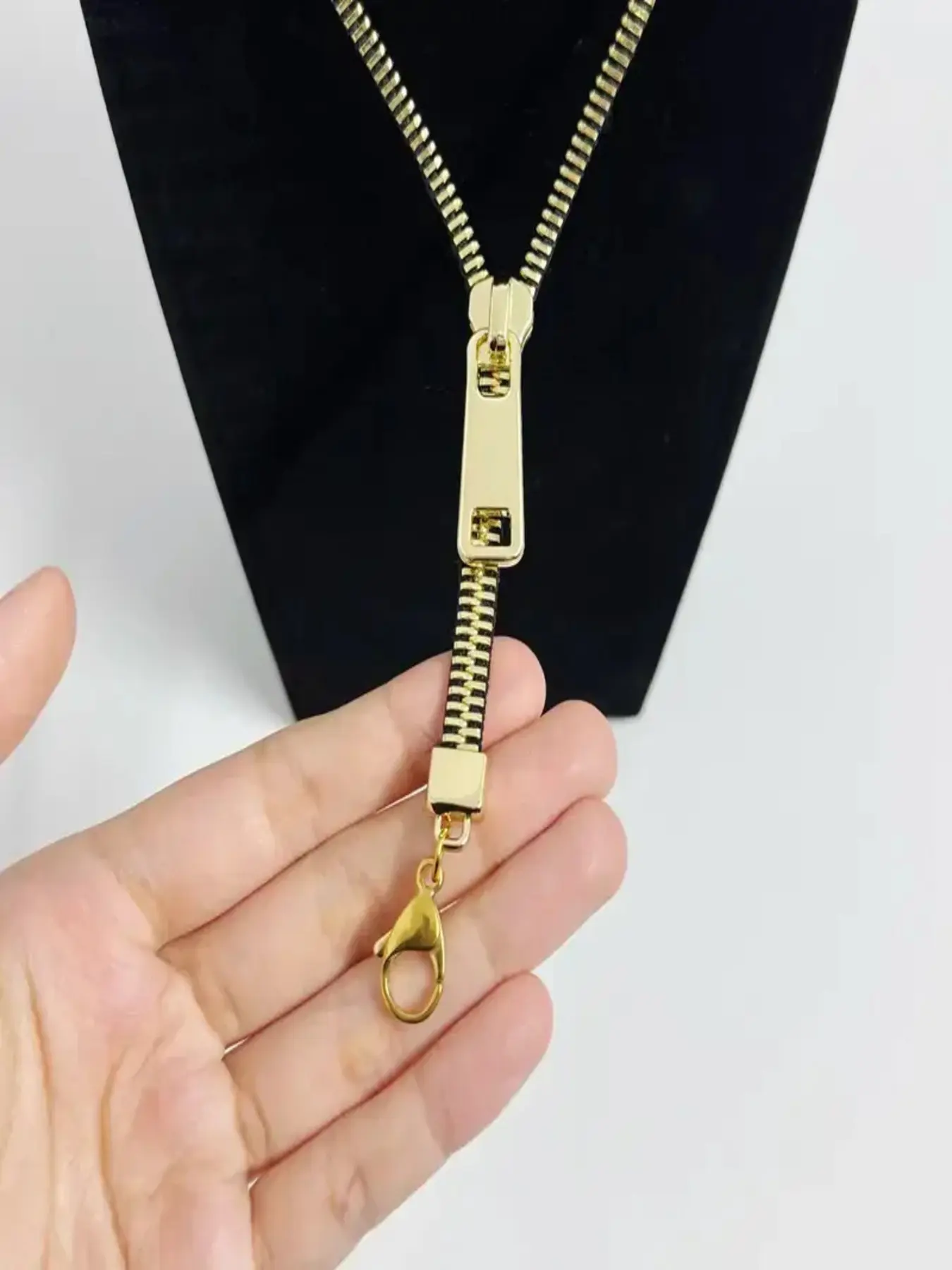 Zipper Chain Convertible Choker & Bracelet, Unisex Stainless Steel Necklace, Punk Gothic Alt Brat Jewelry, Everyday Fashion Accessory, Birthday & Valentine Gift