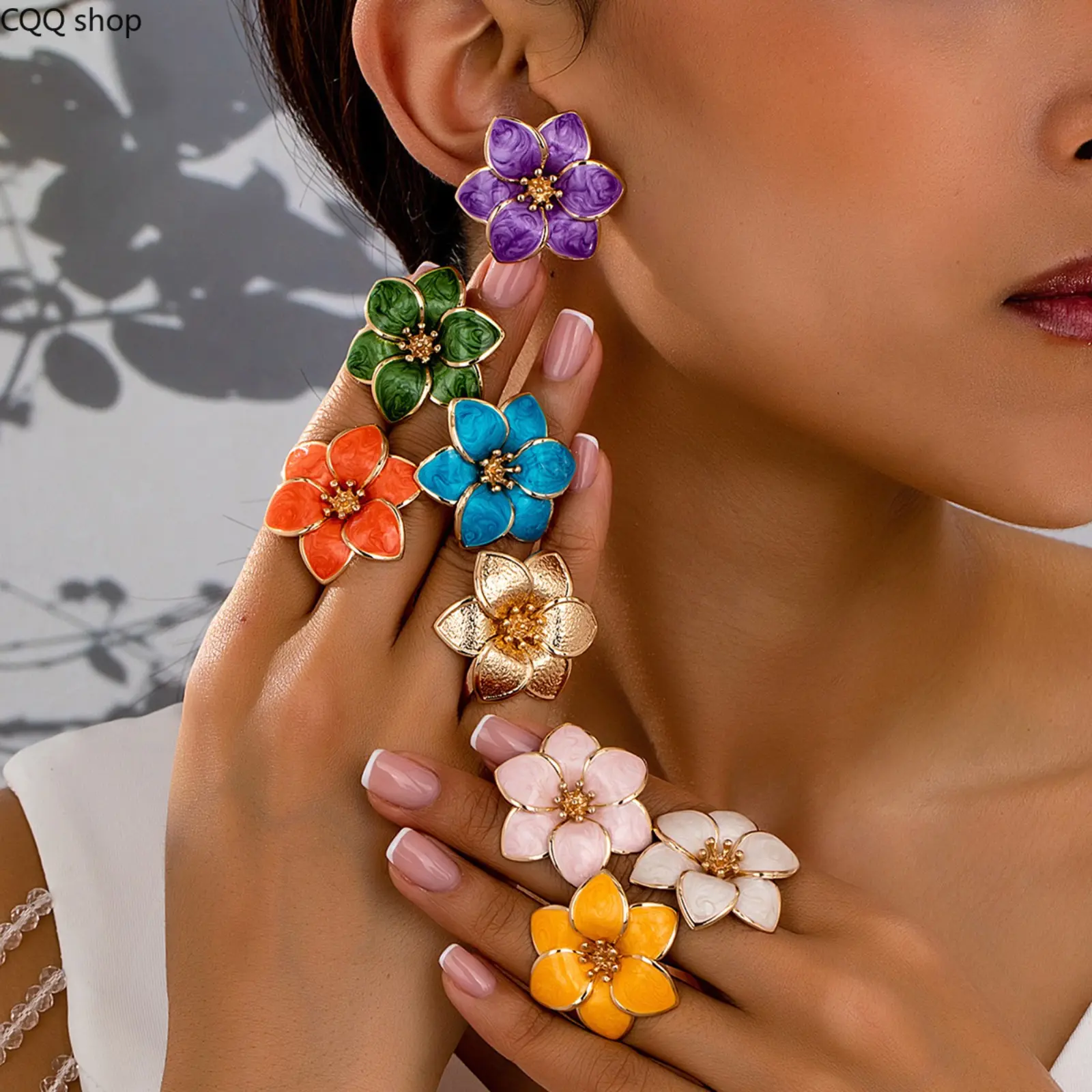 Women's Vintage French Enamel Floral Stud Earrings - Female Business Accessories with Floral Pattern, Multicolor Flowers Design for Office Outfits & Daily Commute, Office Outfits Women
