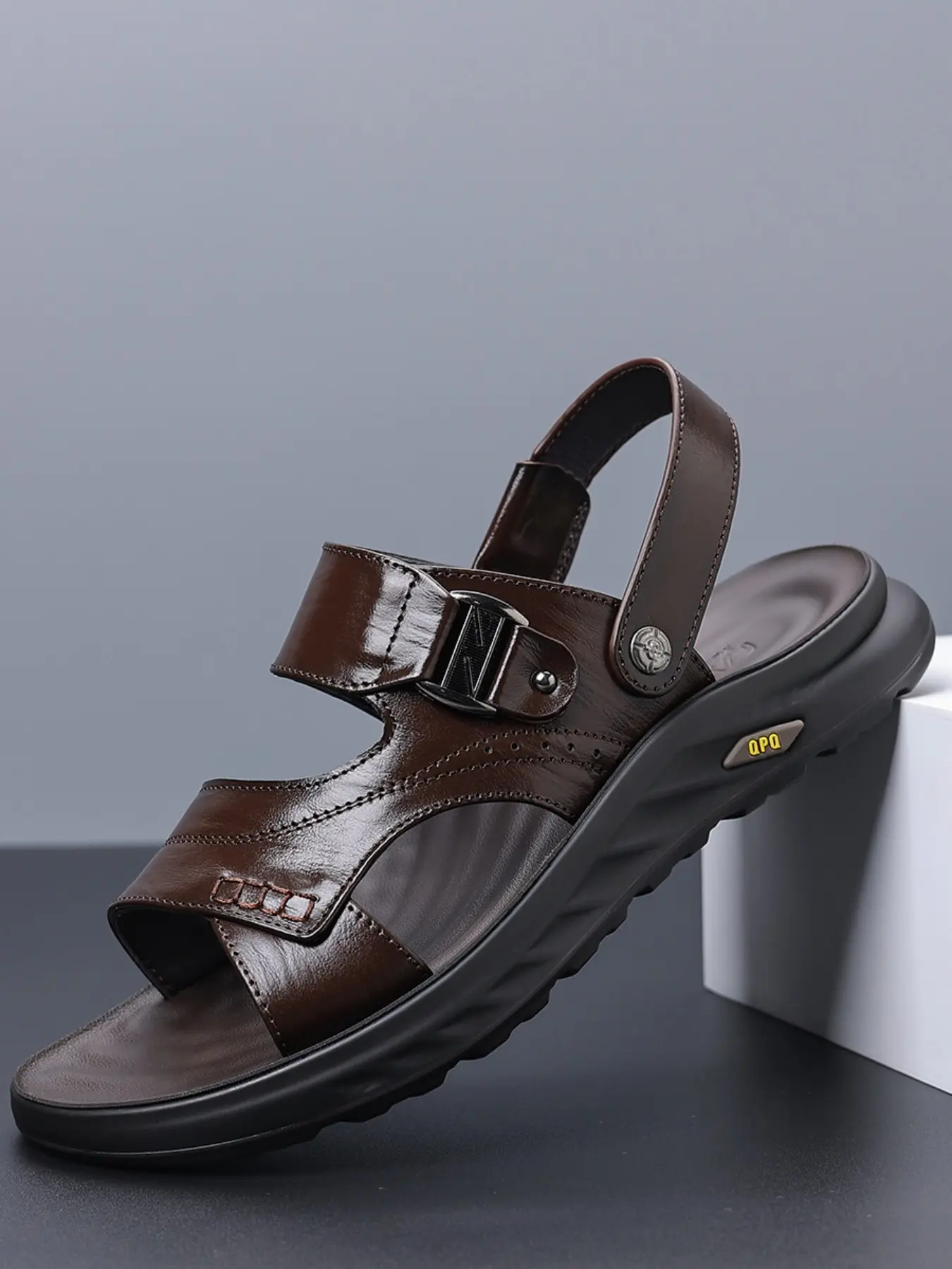Men's Sporty Sandals, Stitched Detail Design, Flexible Midsole, Ideal for Outdoor Activities, Comfortable and Durable Footwear, Leather Slides Sandals