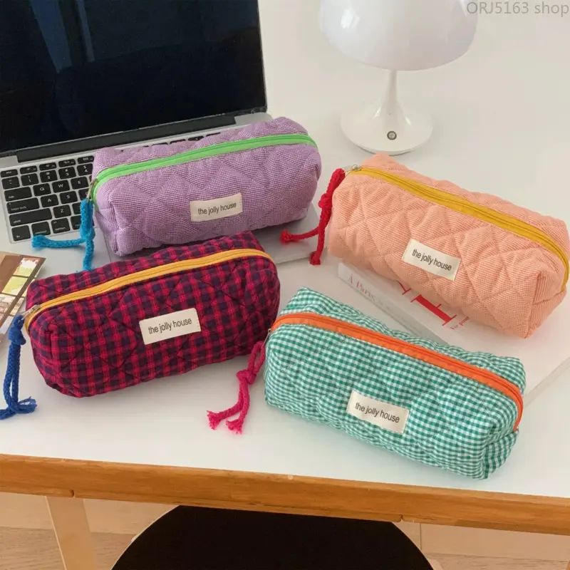 Minimalist Plaid Pencil Case, Large Capacity Stationery Organizer Pouch with Zipper, Durable and Lightweight Storage for Students & Office,summer,men,,jean,chain,,belt,loop,,elastic,fit,,car,accessory,,stuffed,animal,,Touchscreen,Winter,Acce,white,design,