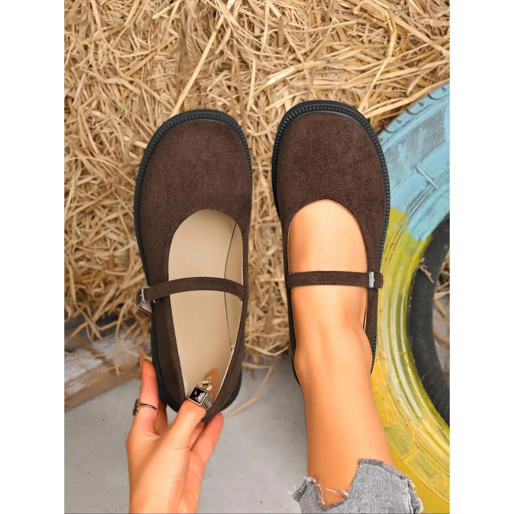 YYW1 Comfortable Flat Mary Shoes, Classic Design, Soft Suede Material, Casual & Fall Footwear, Perfect Parties and Style, Casual Flats, Soft Sole Flats