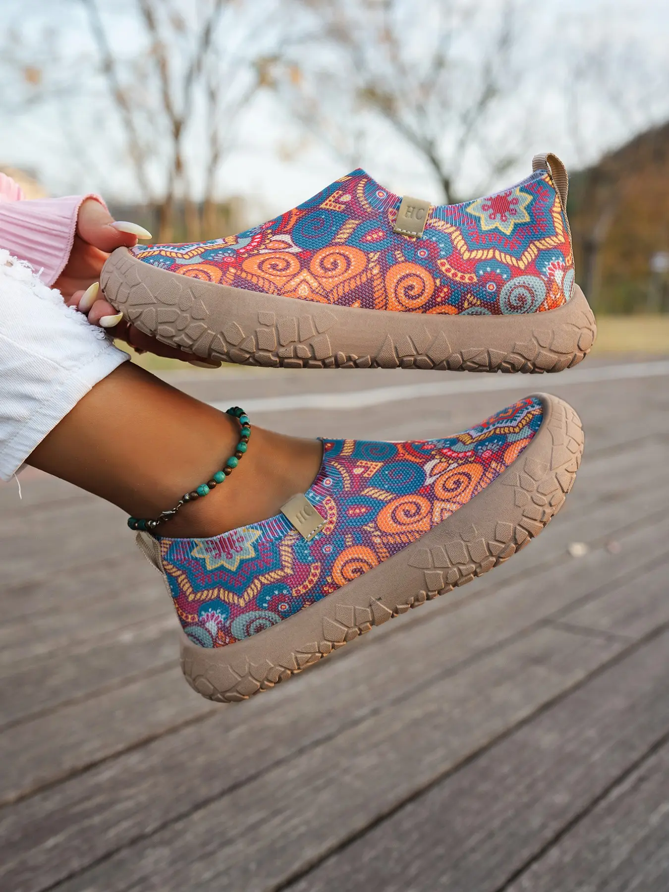 New Retro Mandala Hollow Out Mesh Breathable Slip-On Shoes, Shock Absorbing Anti-Slip Casual Women's Footwear, Ideal for Travel and Walking