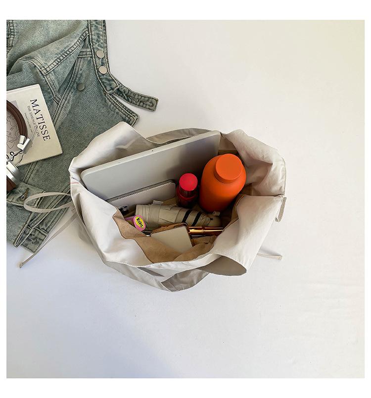 New Fashion Simple Shoulder Bag Women Large Capacity Comfortable Versatile Texture Tote Bag Simple Casual Storage Handbag