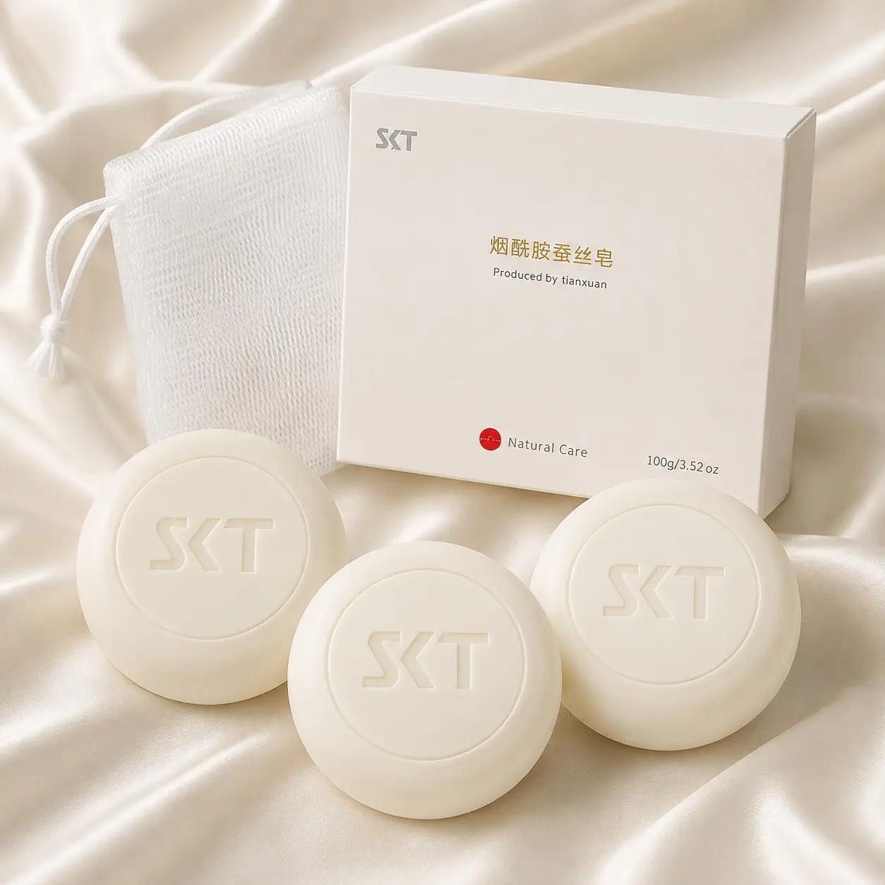 SKT Niacinamide Silk Cleansing Bar 100g / 3.52 oz × 3 with Silk Protein, Coconut Oil and Olive Fruit Oil, Gentle Moisturizing Daily Face & Body Care, 3 Pack