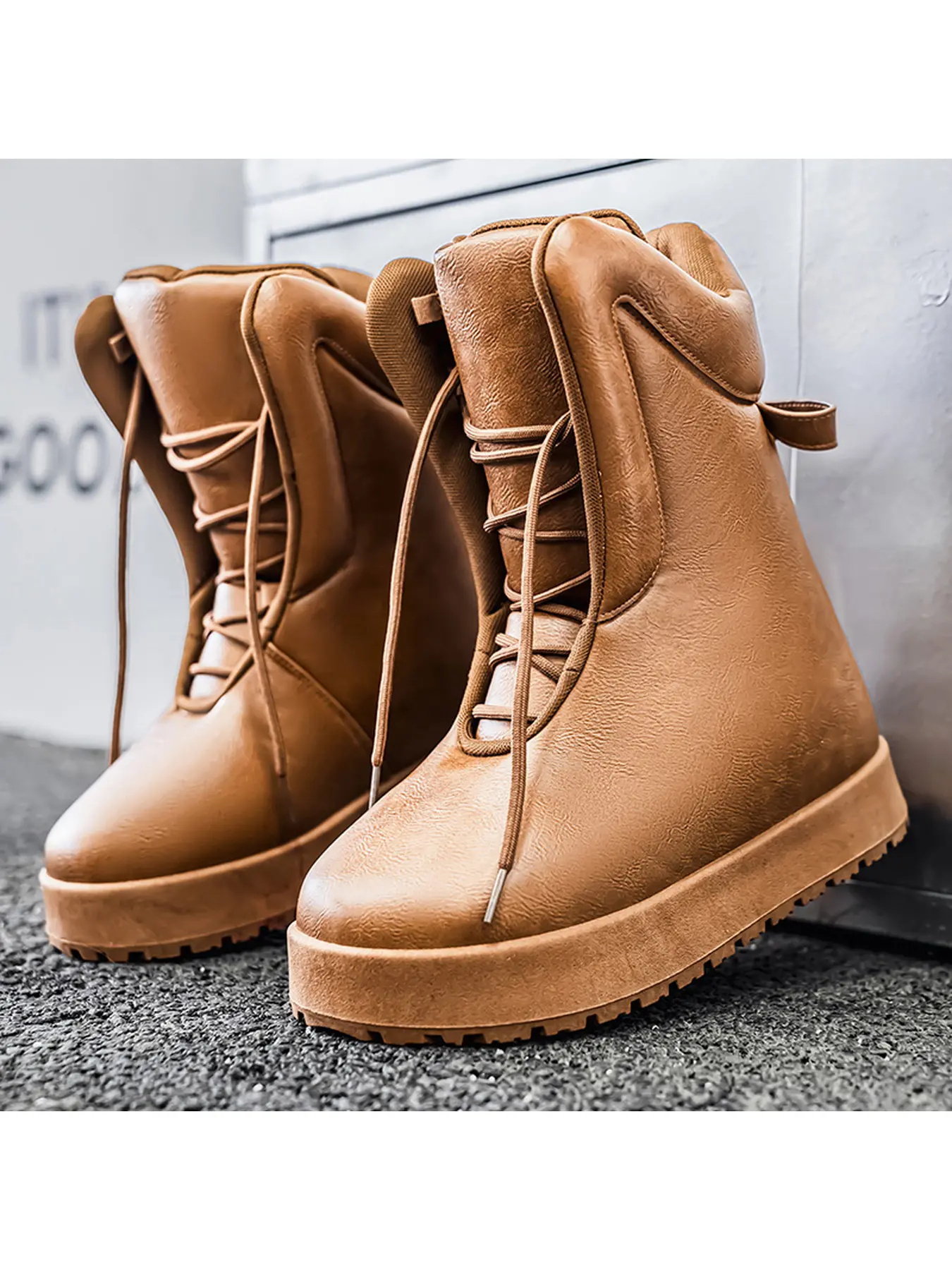 Unisex Solid Color Platform Ankle Snow Boots, Leather & Patent Leather Lace Up Warm Winter Boots, Non-Slip Chunky Sole Cold Weather Footwear for Men & Women