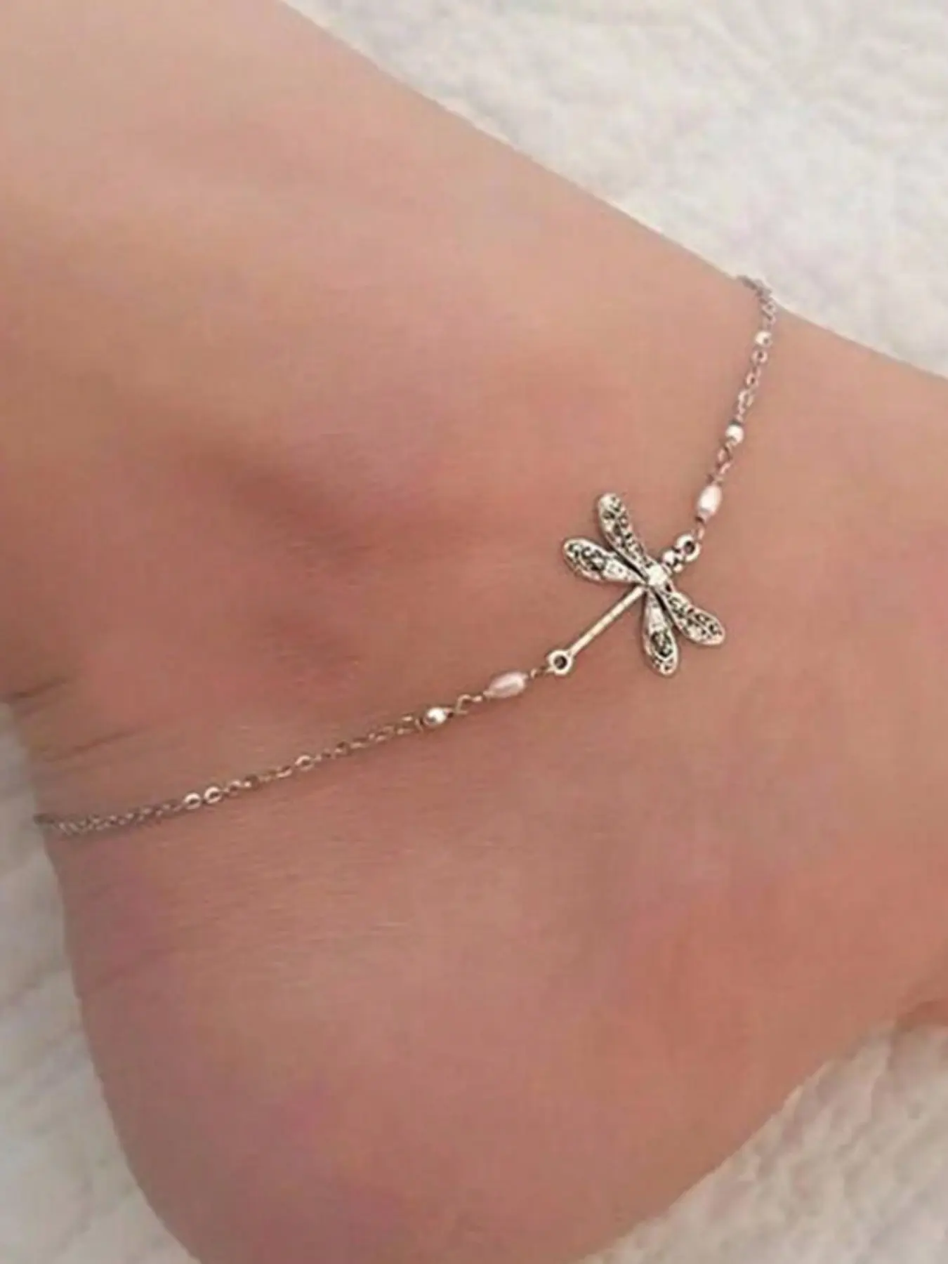 1 pair of simple and fashionable dragonfly insect women's anklets, a personalized fashion item, Foot Jewelry
