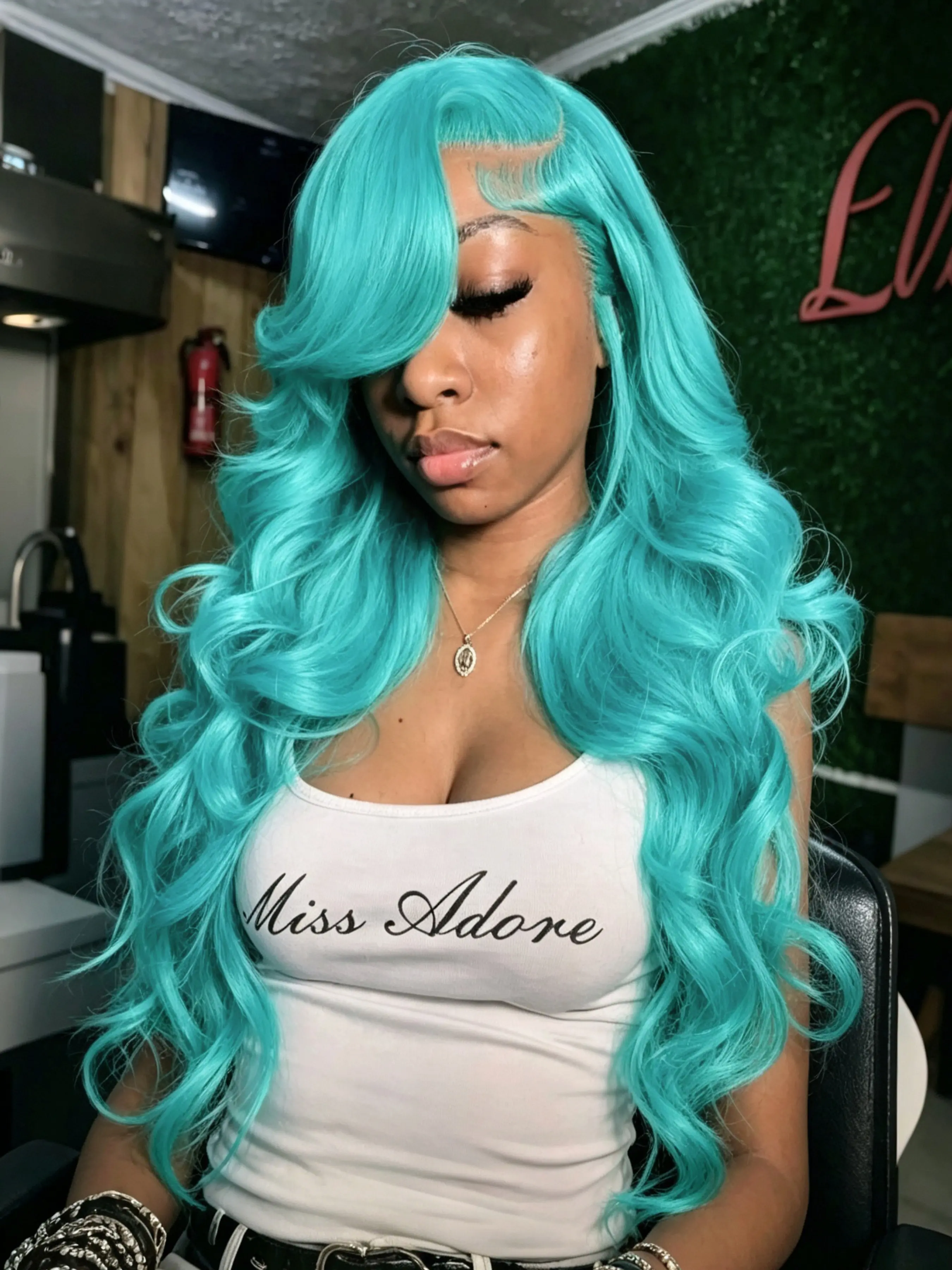 Mint Blue Body Wave Wig 13x4 Lace Front Wig Soft HD Transparent Lace Wig Pre-Plucked Hairline Heat Resistant Synthetic Wig Teal Wavy Wig Lace Frontal Wigs for Women Parties Cosplay Stage High Quality Wigs 28 Inches