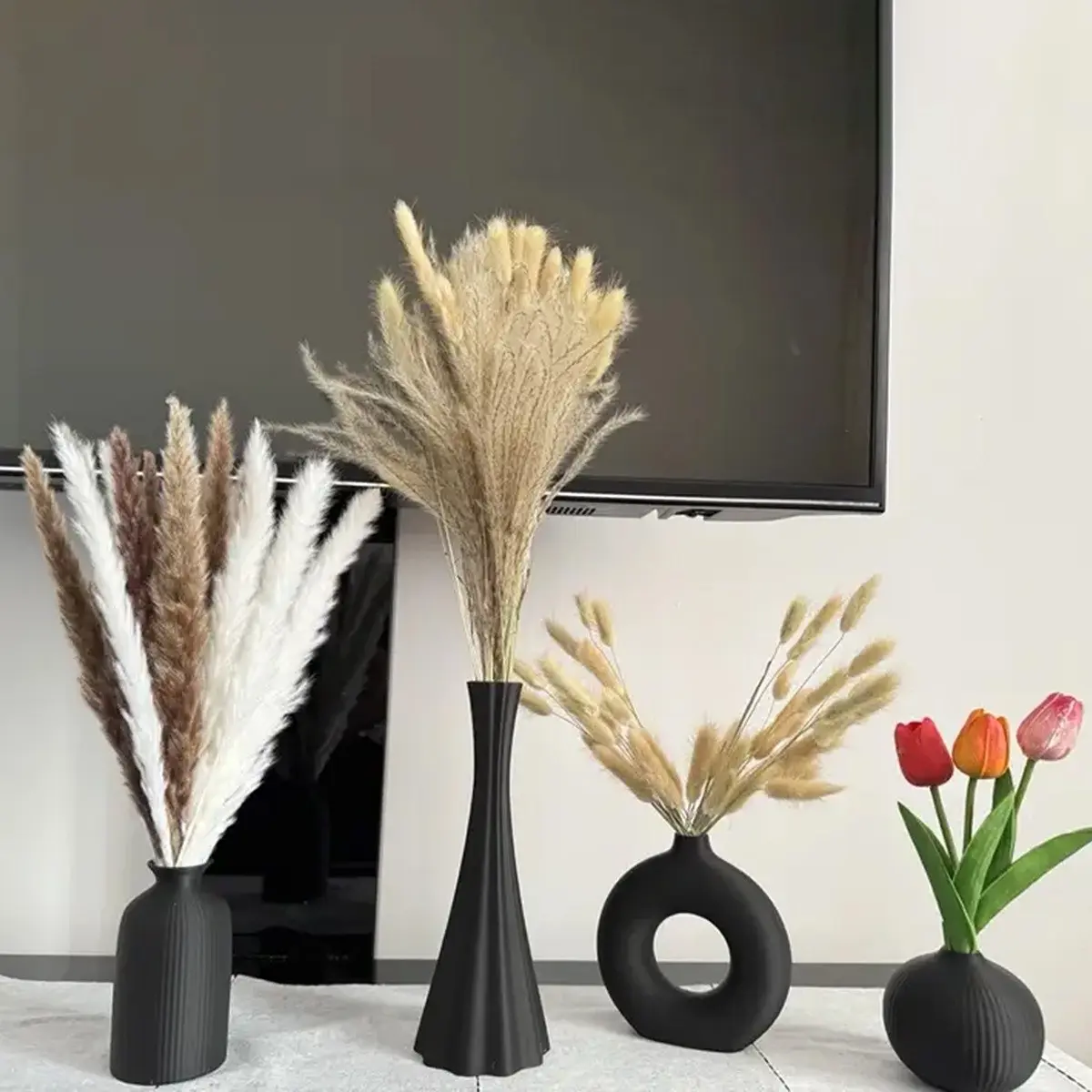 1PC Morandi Matte Irregular Ceramic Vase, Vertical Striped Hollow Donut Dried Flower Vessel, Vase For Flowers, Minimalist Cream Aesthetic Tabletop Decor Ornament For Living Room Entryway Dried Preserved Flower Home Decoration