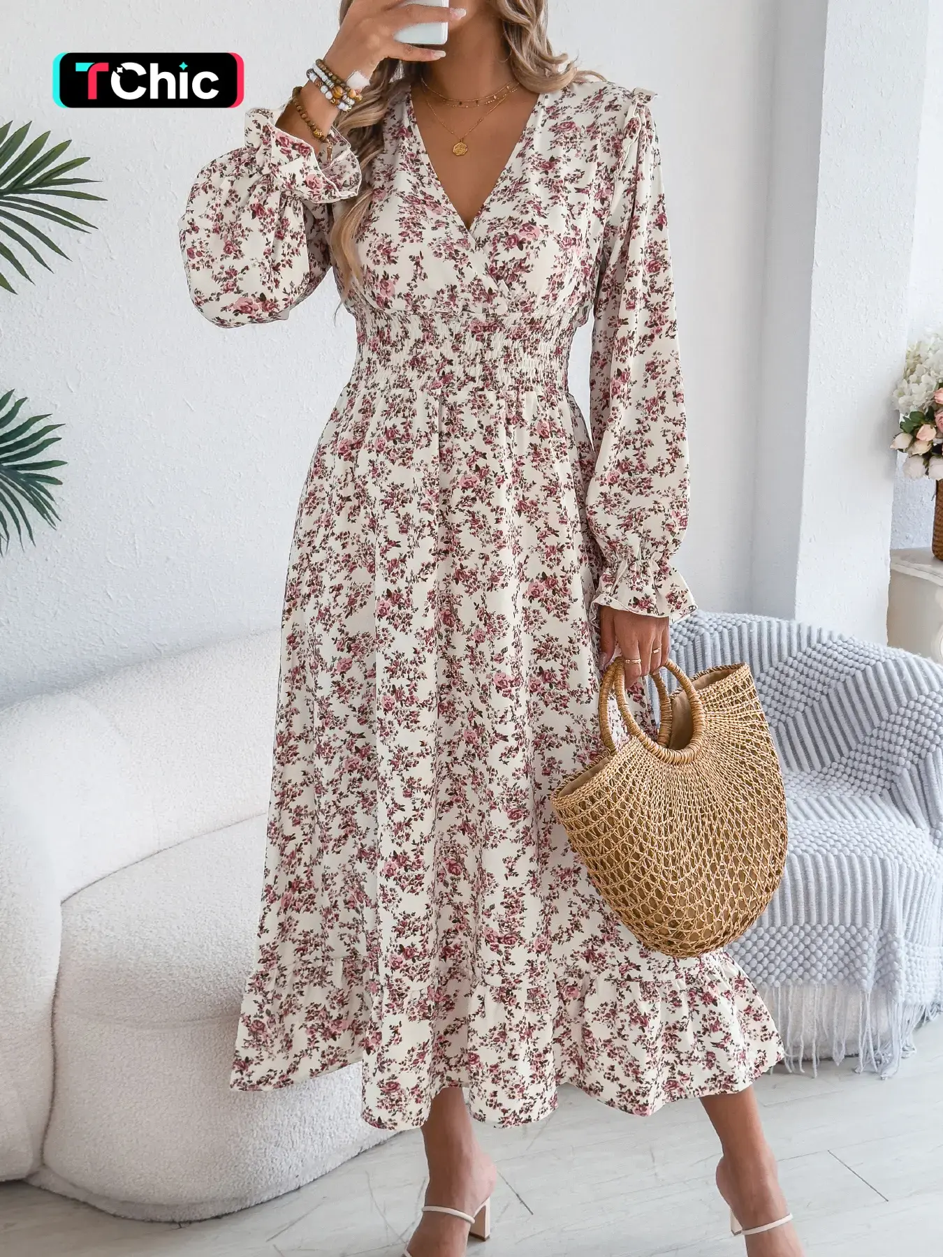 Women's Ditsy Floral Print V Neck Long Sleeve Dress, Casual Boho Bohemian Dress for Fall & Winter, Women's Clothing for Daily Wear