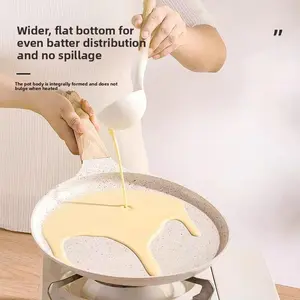 1PC Integrated flat non-stick pan, specially made for pancakes and fried eggs. It delivers even heat distribution with low smoke, and its non-stick coating is effortless to clean. Featuring integrated molding for sturdiness and durability