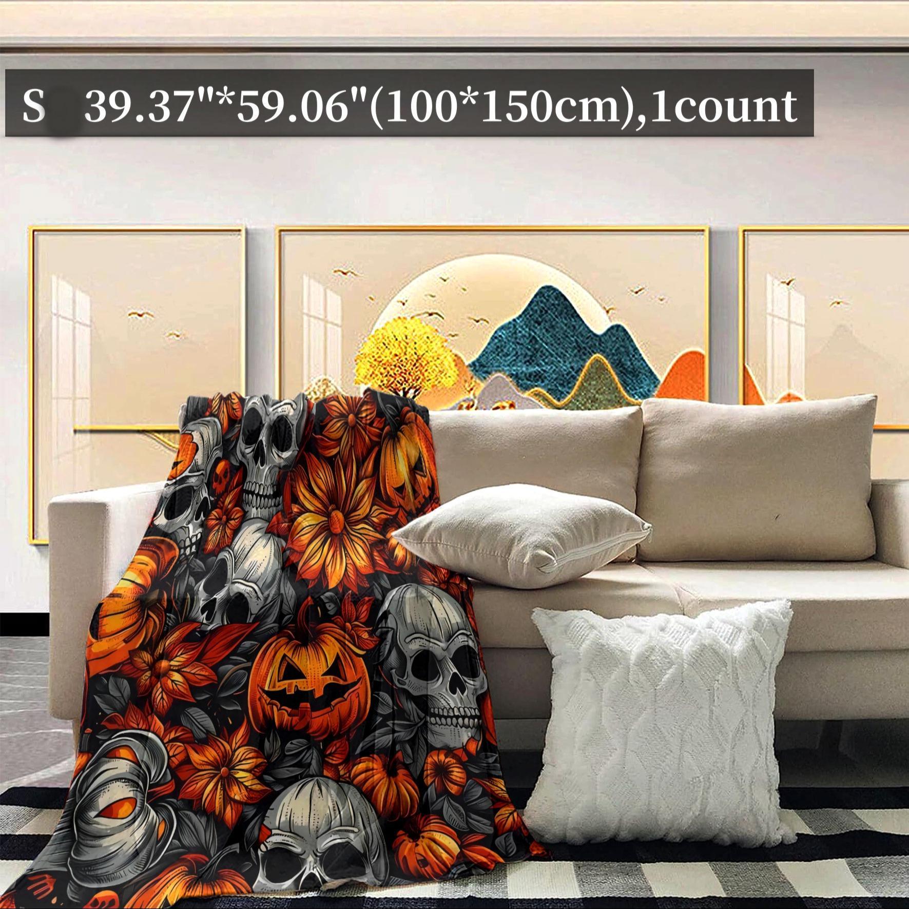 Skull & Pumpkin Pattern Blanket, 1 Count Soft Warm Nap Throw Blanket, Air-conditioned Room Blanket for Home Office Travel Camping Dormitory, Christmas Gifts, Christmas Decorations, Floral Print Blanket