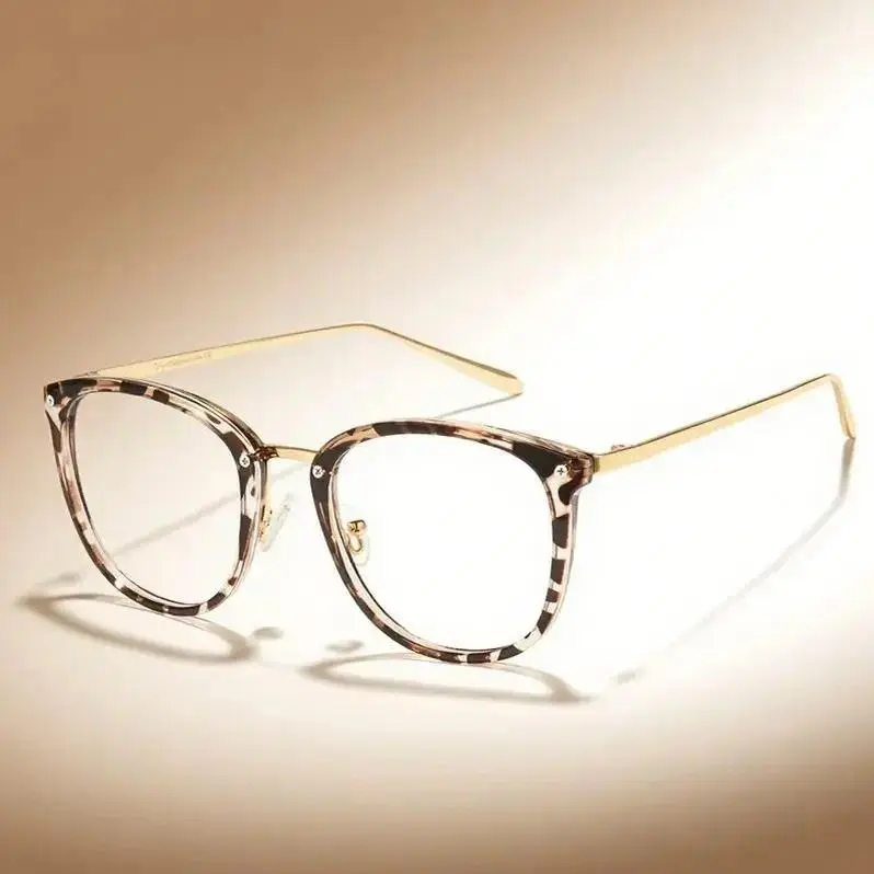 Blue Light Blocking Glasses for Women – Cat Eye Square Frame TR90 Metal Lightweight PC Gaming & Office Computer Glasses, HD Clear Lens Eye Protection Eyewear