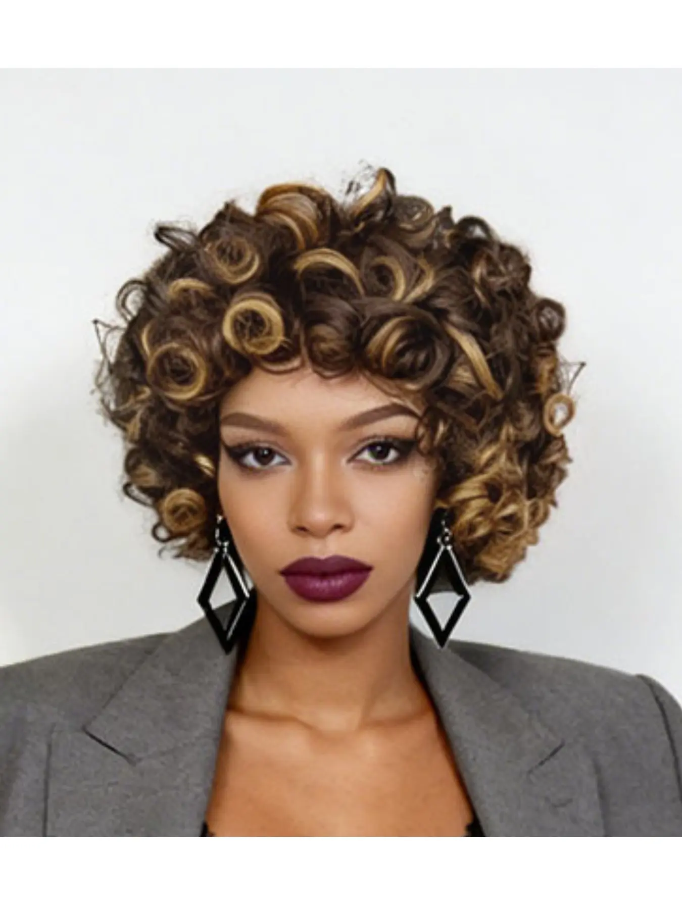 100% Human Hair Short Curly Bob Wig 6 Inch Highlight Color Pixie Cut Wig for Black Women Glueless Curly Bob Hair Wig Natural Looking Layered Curls Soft Texture Lightweight Beginner Friendly Daily Wear Fashion Short Hairstyle