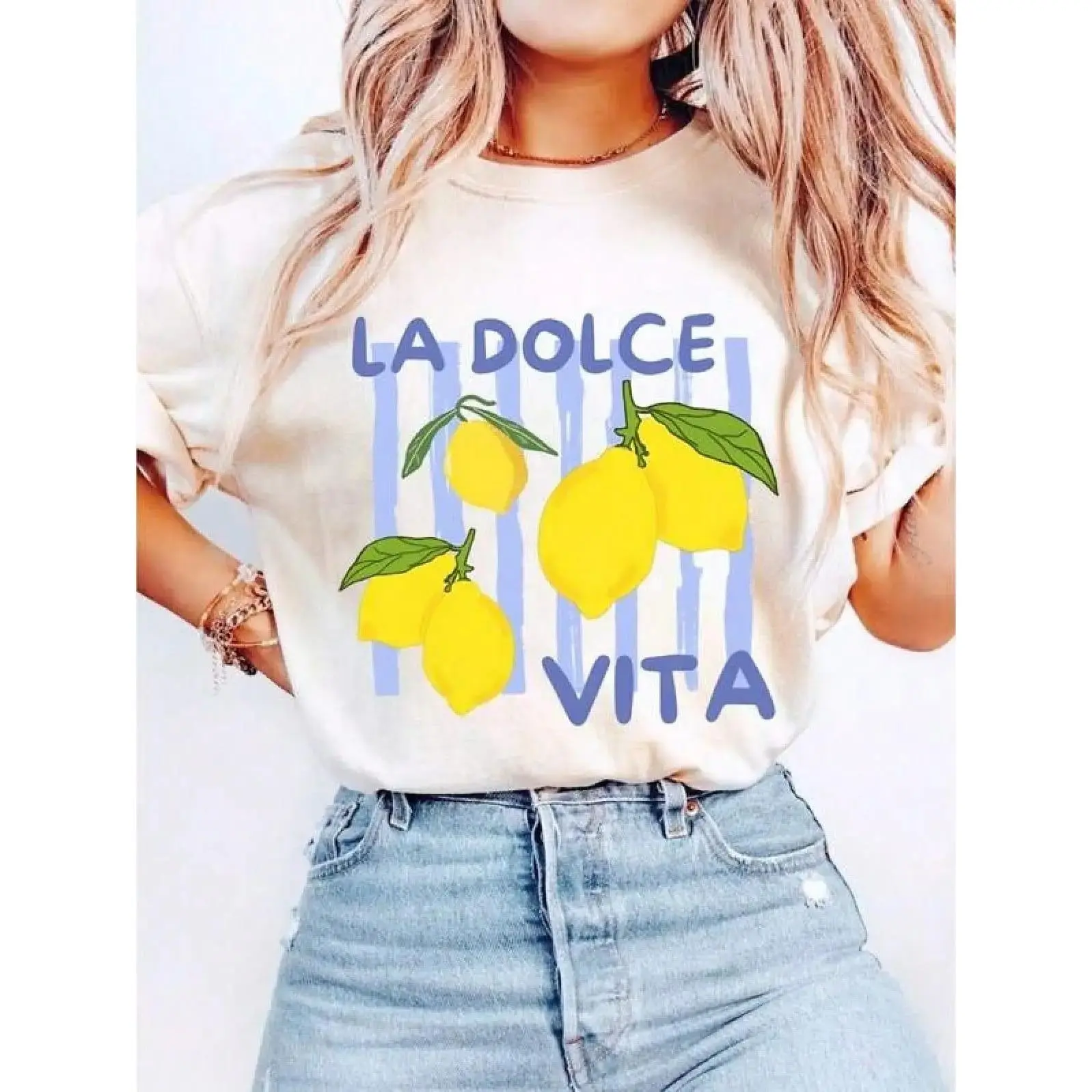 La Dolce Vita Lemon Graphic Tee, Soft Unisex Italian Summer Inspired Casual Top with Short Sleeves for Everyday Wear