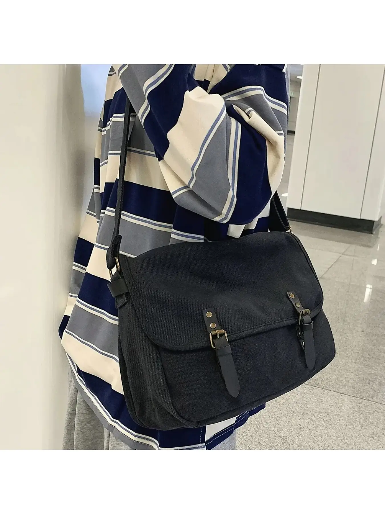 Large Capacity Vintage Canvas Messenger Bag, Casual Crossbody Bags, Casual Crossbody Shoulder Satchel for Laptop Books Travel Essentials, Everyday Commuter Bag for Women Men Teenagers, Christmas Birthday Gift for Girlfriend Mom, Zipper Sling Bag