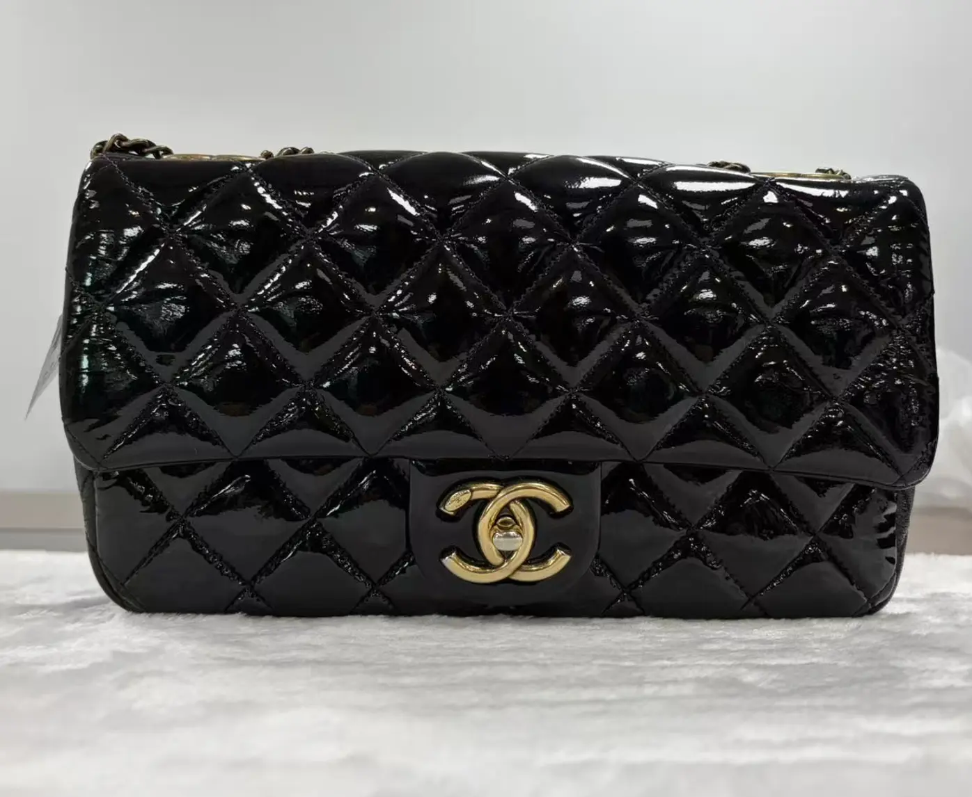 Pre-owned Chanel crossbody bag PD6938 26.08.13